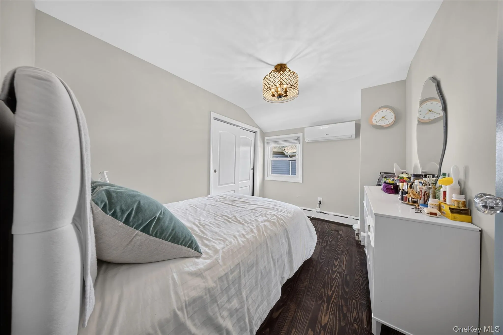 41 Catherine Avenue, Hempstead, NY, 3 Bedrooms Bedrooms, 8 Rooms Rooms,2 BathroomsBathrooms,Residential,For Rent,Catherine,0,1025482 41 Catherine Avenue, Hempstead, NY, 3 Bedrooms Bedrooms, 8 Rooms Rooms,2 BathroomsBathrooms,Residential,For Rent,Catherine,0,1025482