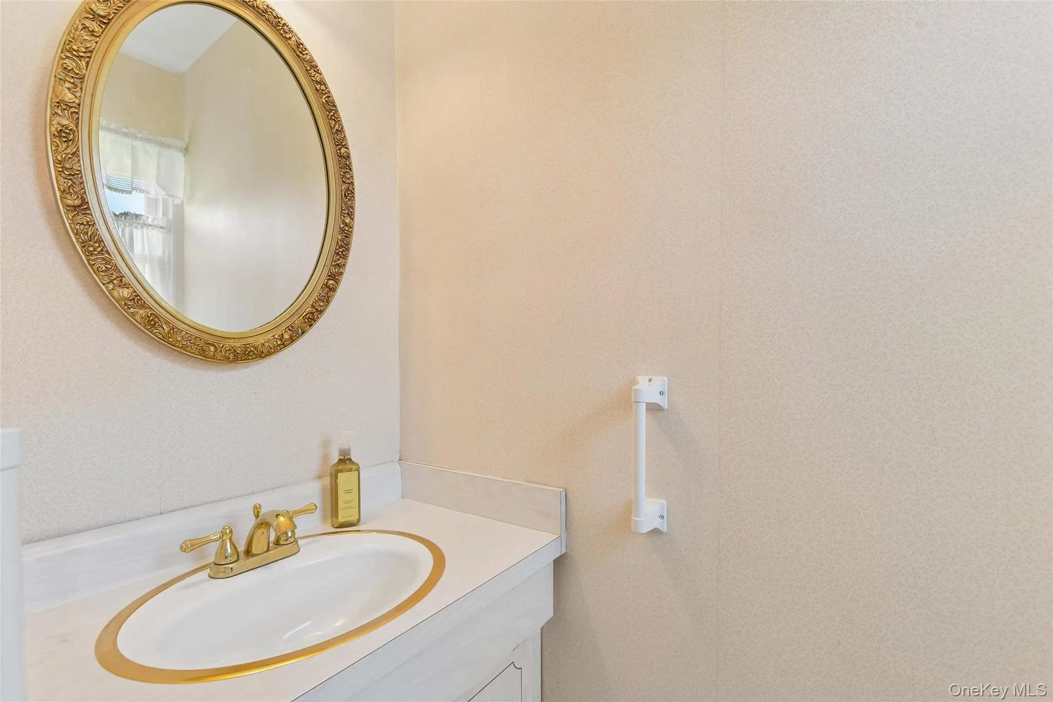 Powder Room Powder Room