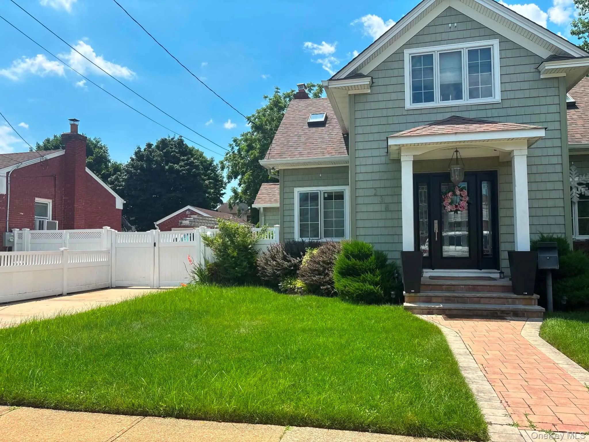 238 Laclede Avenue, Hempstead, NY, 3 Bedrooms Bedrooms, 13 Rooms Rooms,2 BathroomsBathrooms,Residential,For Rent,Laclede,0,1025483 238 Laclede Avenue, Hempstead, NY, 3 Bedrooms Bedrooms, 13 Rooms Rooms,2 BathroomsBathrooms,Residential,For Rent,Laclede,0,1025483