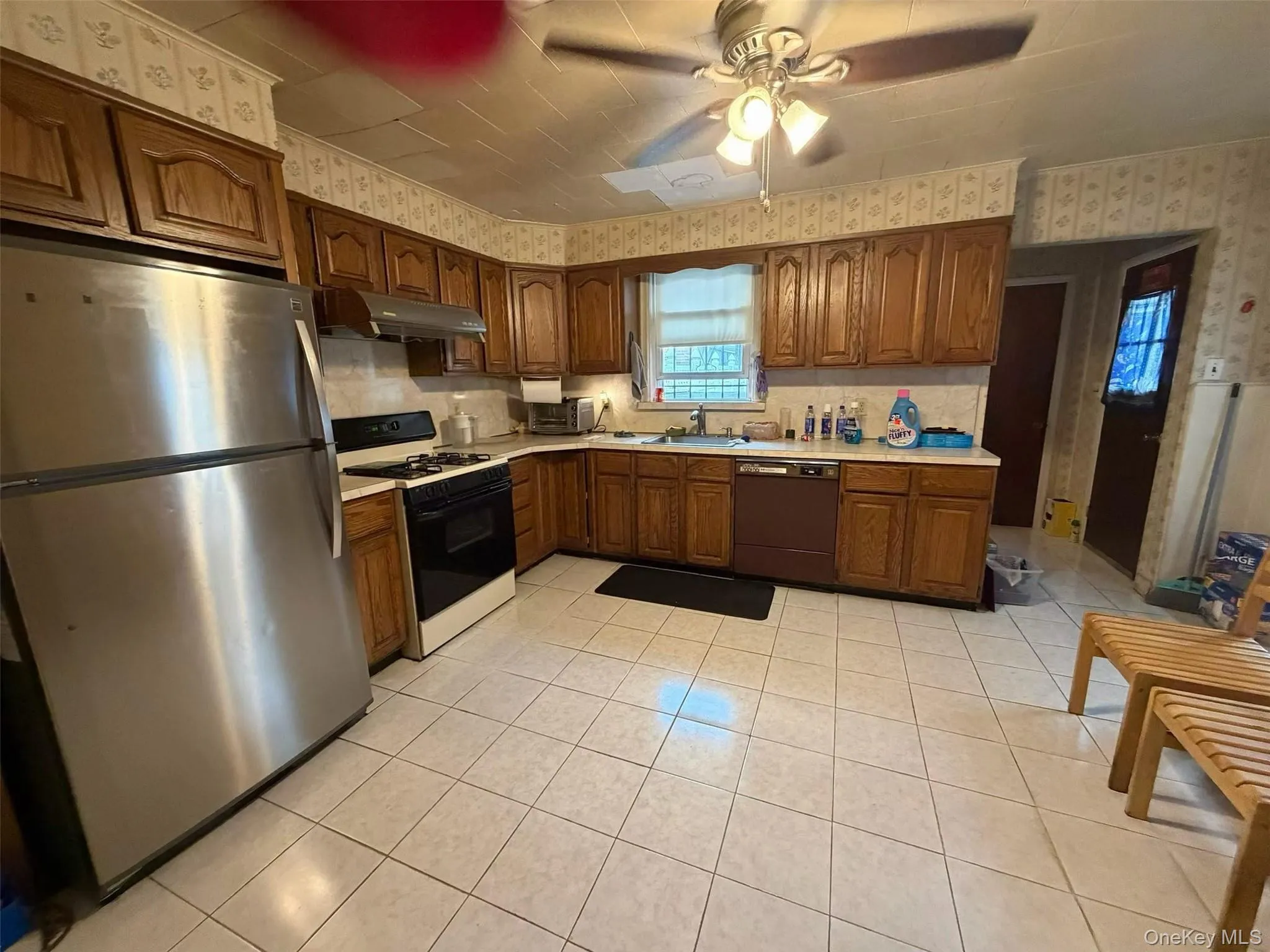 4641 161st Street, New York, NY, 3 Bedrooms Bedrooms, 6 Rooms Rooms,2 BathroomsBathrooms,Residential,For Rent,161st,0,1025485 4641 161st Street, New York, NY, 3 Bedrooms Bedrooms, 6 Rooms Rooms,2 BathroomsBathrooms,Residential,For Rent,161st,0,1025485