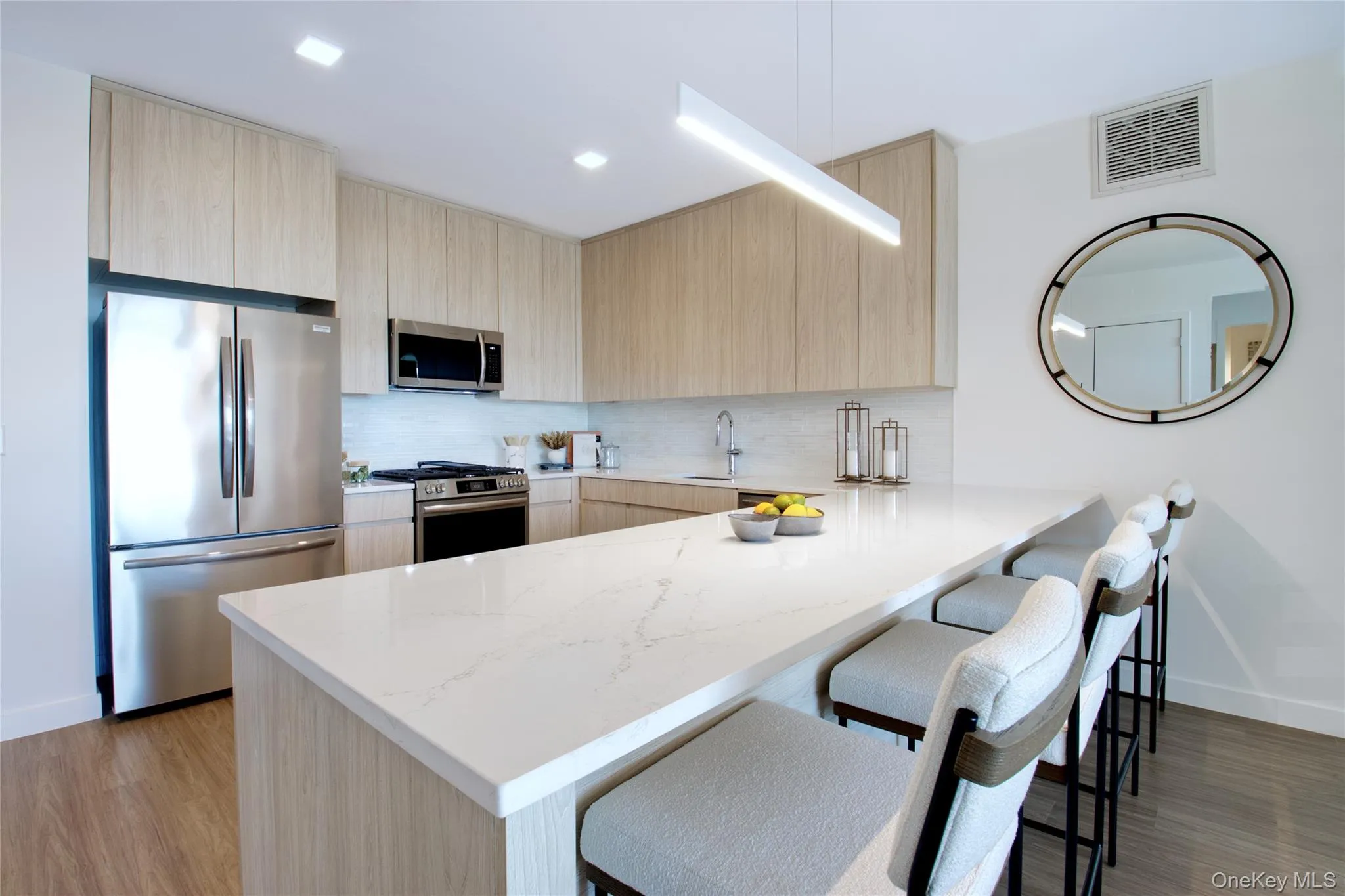 333 Warner Avenue, North Hempstead, NY, 3 Bedrooms Bedrooms, 5 Rooms Rooms,2 BathroomsBathrooms,Residential Lease,For Rent,Warner,0,1025487 333 Warner Avenue, North Hempstead, NY, 3 Bedrooms Bedrooms, 5 Rooms Rooms,2 BathroomsBathrooms,Residential Lease,For Rent,Warner,0,1025487
