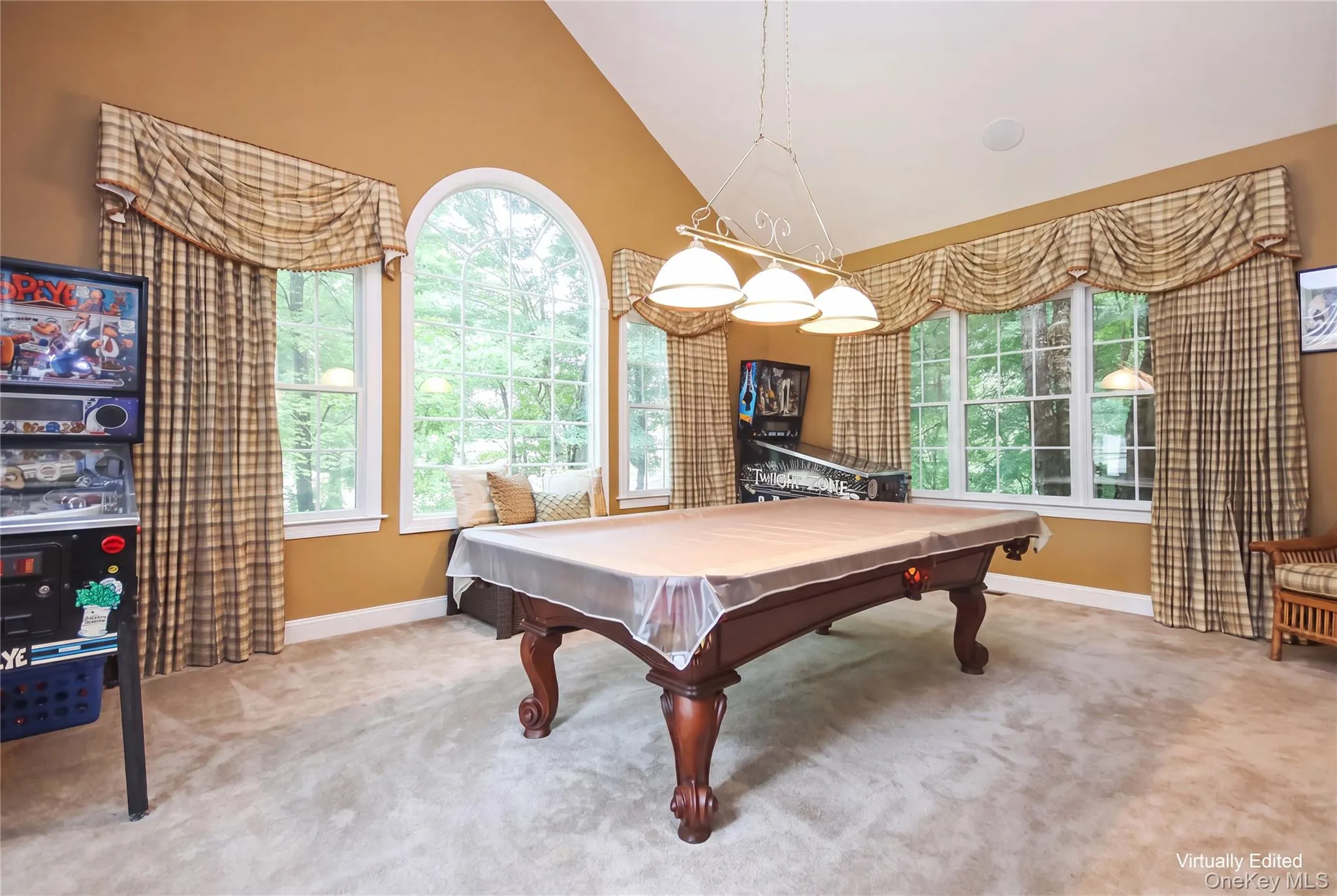 Sun-filled Billiards Rm/Bonus Room Sun-filled Billiards Rm/Bonus Room