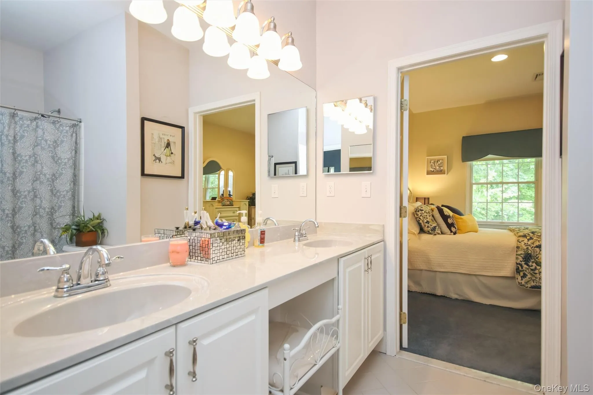Jack & Jill Bath Jack & Jill Bath
