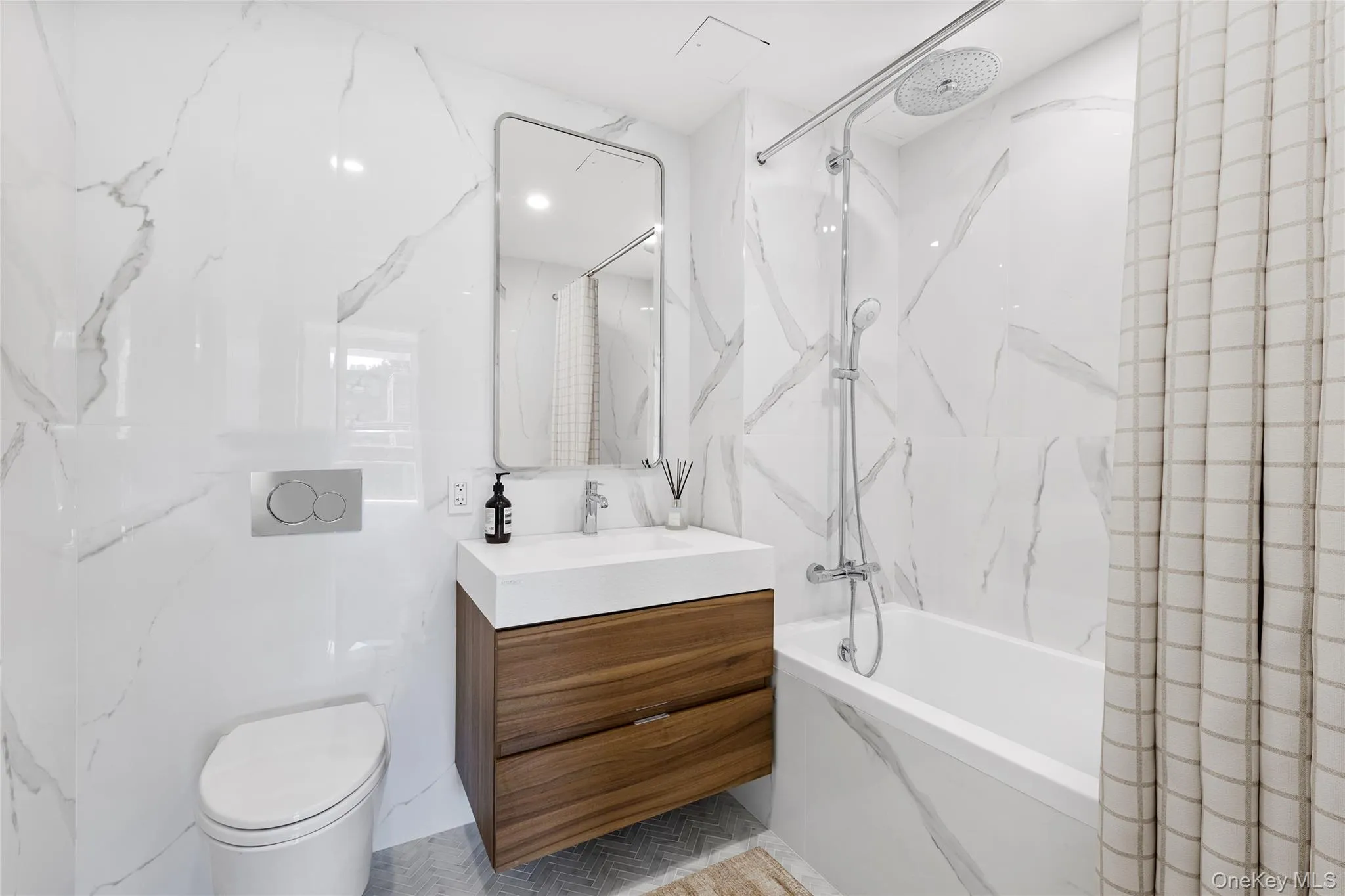 78-29 Austin Street, New York, NY, 3 Bedrooms Bedrooms, 6 Rooms Rooms,2 BathroomsBathrooms,Residential,For Rent,Austin,0,1025490 78-29 Austin Street, New York, NY, 3 Bedrooms Bedrooms, 6 Rooms Rooms,2 BathroomsBathrooms,Residential,For Rent,Austin,0,1025490