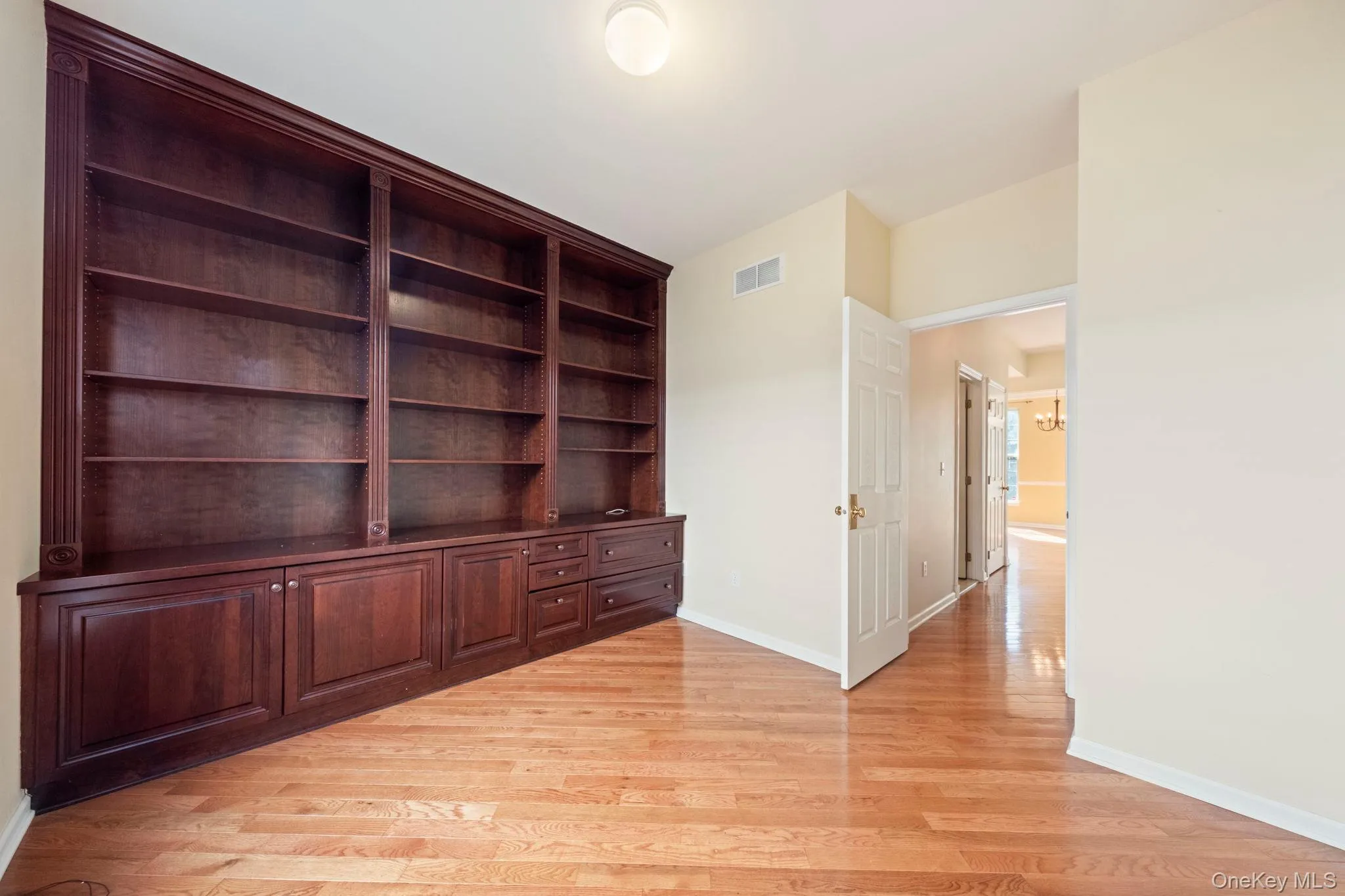 421 Vassar Place, Fishkill, NY, 4 Bedrooms Bedrooms, 9 Rooms Rooms,2 BathroomsBathrooms,Residential,For Rent,Vassar,0,1025492 421 Vassar Place, Fishkill, NY, 4 Bedrooms Bedrooms, 9 Rooms Rooms,2 BathroomsBathrooms,Residential,For Rent,Vassar,0,1025492
