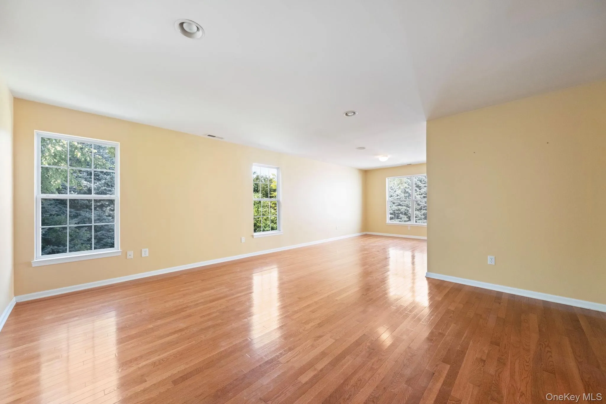 421 Vassar Place, Fishkill, NY, 4 Bedrooms Bedrooms, 9 Rooms Rooms,2 BathroomsBathrooms,Residential,For Rent,Vassar,0,1025492 421 Vassar Place, Fishkill, NY, 4 Bedrooms Bedrooms, 9 Rooms Rooms,2 BathroomsBathrooms,Residential,For Rent,Vassar,0,1025492