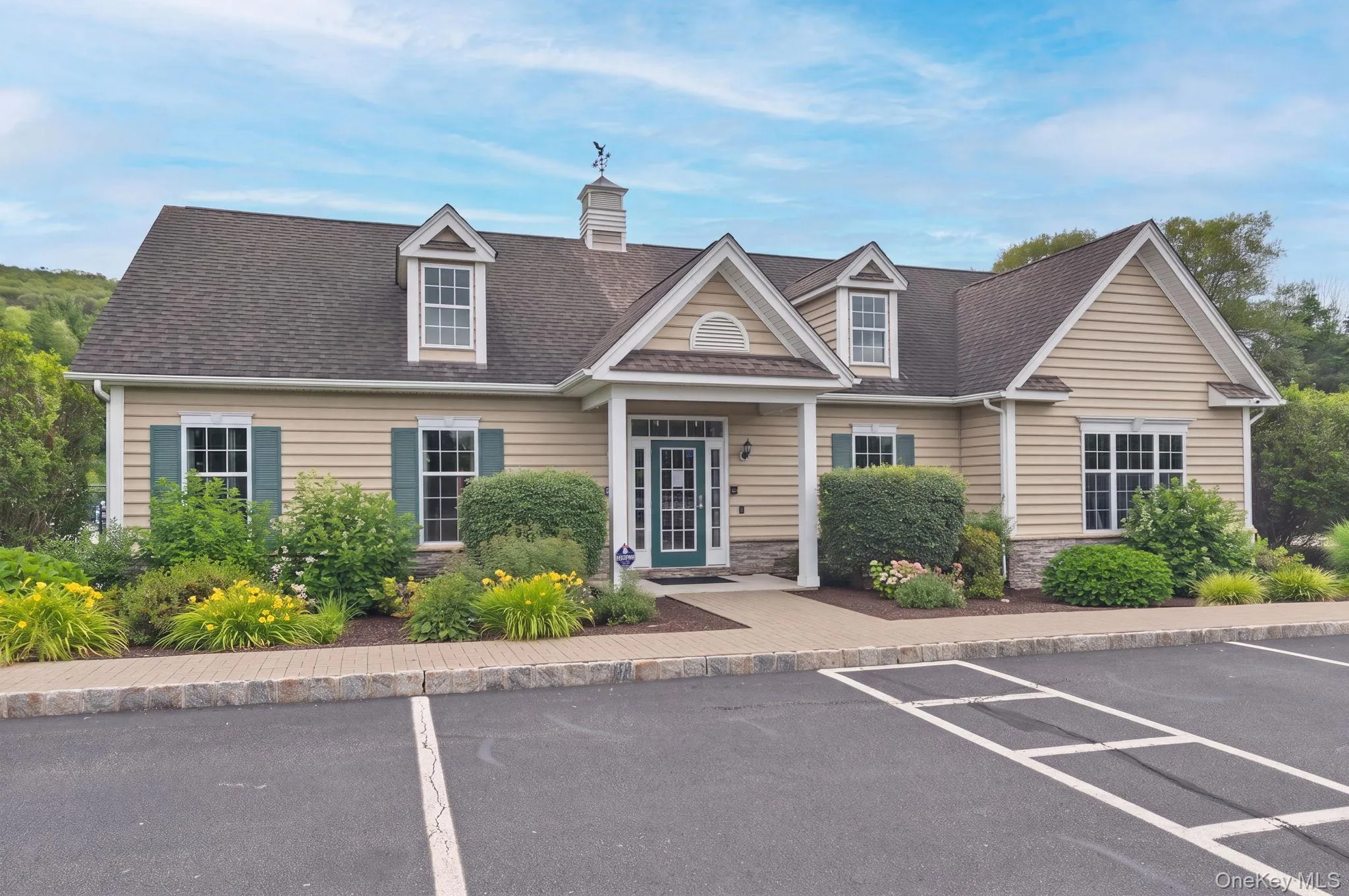 421 Vassar Place, Fishkill, NY, 4 Bedrooms Bedrooms, 9 Rooms Rooms,2 BathroomsBathrooms,Residential,For Rent,Vassar,0,1025492 421 Vassar Place, Fishkill, NY, 4 Bedrooms Bedrooms, 9 Rooms Rooms,2 BathroomsBathrooms,Residential,For Rent,Vassar,0,1025492
