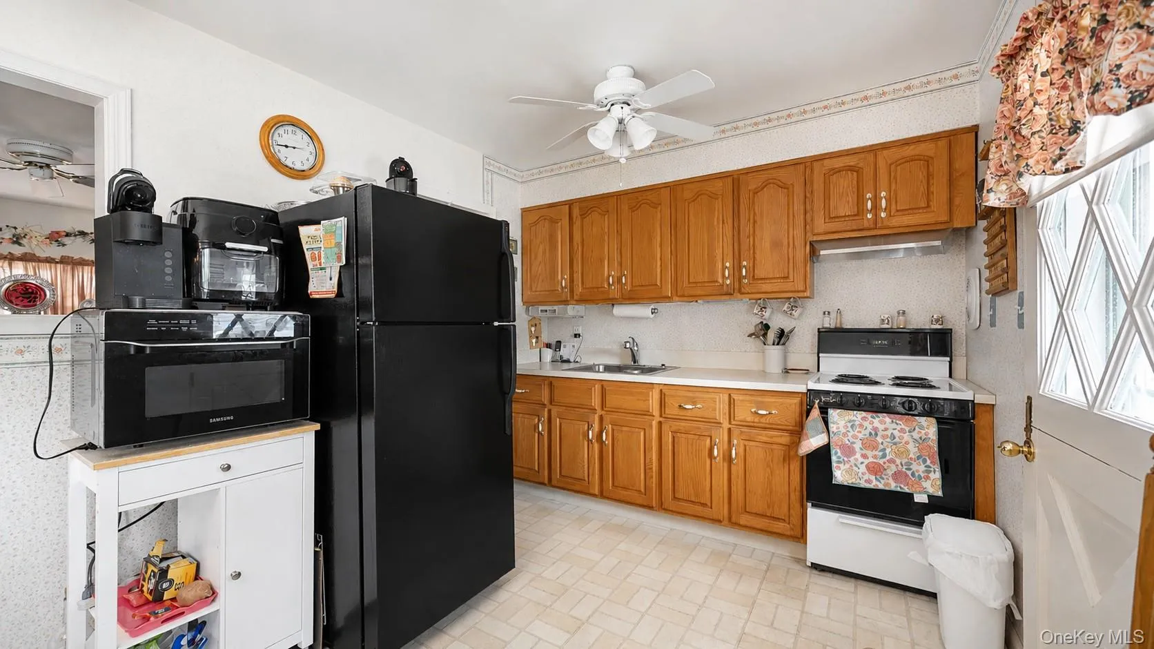 262 Cedar Street, Oyster Bay, NY, 4 Bedrooms Bedrooms, 7 Rooms Rooms,1 BathroomBathrooms,Residential,For Rent,Cedar,0,1025493 262 Cedar Street, Oyster Bay, NY, 4 Bedrooms Bedrooms, 7 Rooms Rooms,1 BathroomBathrooms,Residential,For Rent,Cedar,0,1025493