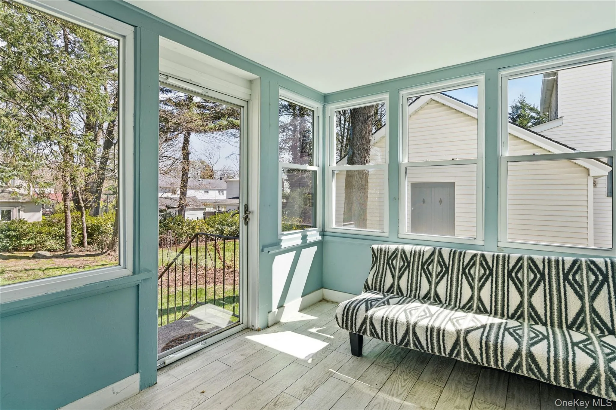 5 Burbury Lane, North Hempstead, NY, 3 Bedrooms Bedrooms, 8 Rooms Rooms,1 BathroomBathrooms,Residential Lease,For Rent,Burbury,0,1025497 5 Burbury Lane, North Hempstead, NY, 3 Bedrooms Bedrooms, 8 Rooms Rooms,1 BathroomBathrooms,Residential Lease,For Rent,Burbury,0,1025497
