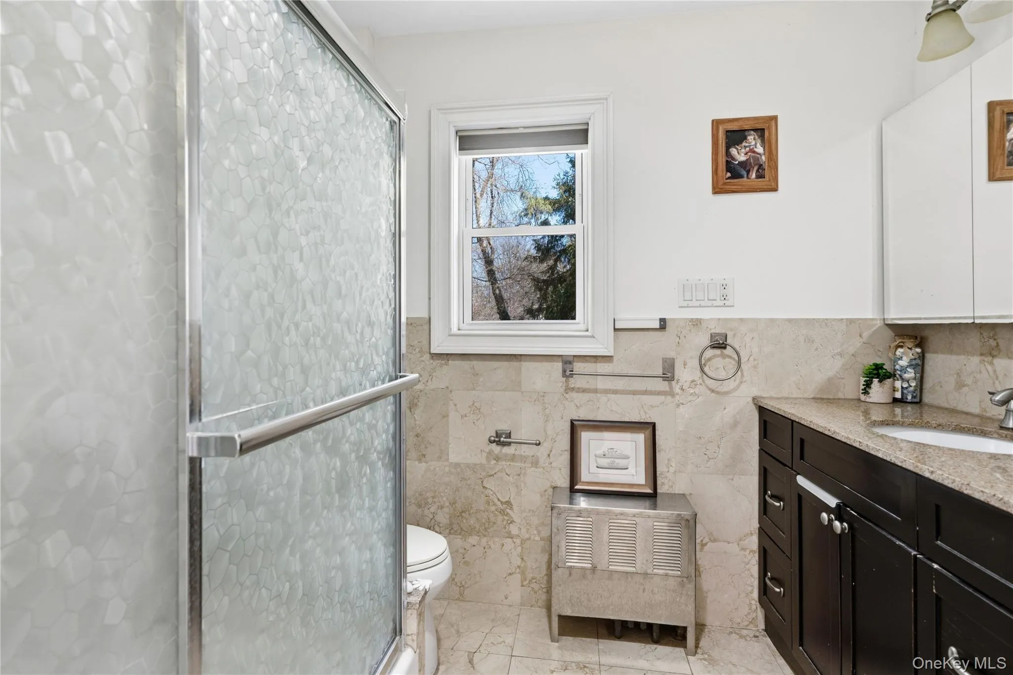 5 Burbury Lane, North Hempstead, NY, 3 Bedrooms Bedrooms, 8 Rooms Rooms,1 BathroomBathrooms,Residential Lease,For Rent,Burbury,0,1025497 5 Burbury Lane, North Hempstead, NY, 3 Bedrooms Bedrooms, 8 Rooms Rooms,1 BathroomBathrooms,Residential Lease,For Rent,Burbury,0,1025497