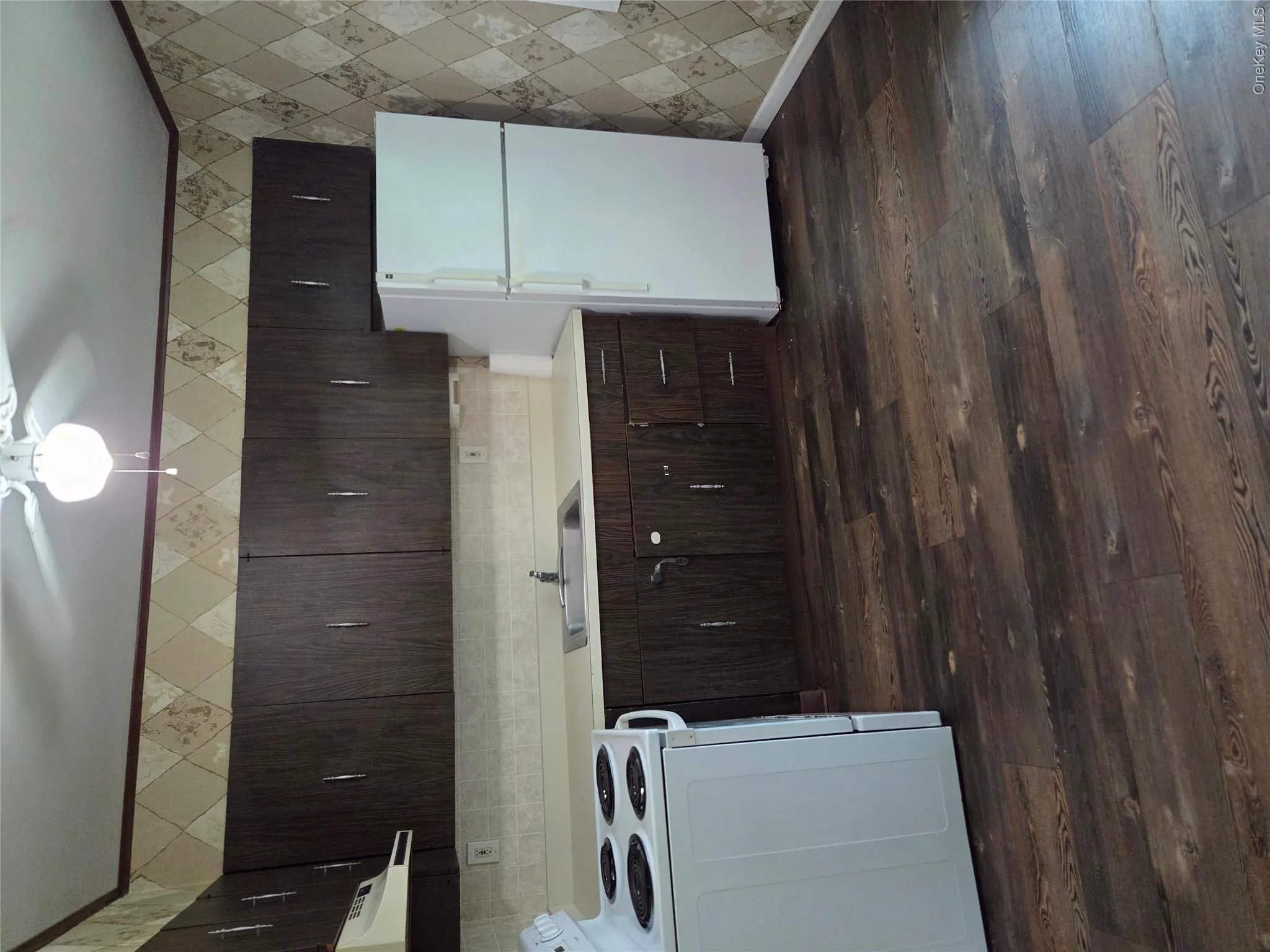 40-218 4th Street, Brookhaven, NY, 1 Bedroom Bedrooms, 3 Rooms Rooms,1 BathroomBathrooms,Residential,For Rent,4th,0,1025498 40-218 4th Street, Brookhaven, NY, 1 Bedroom Bedrooms, 3 Rooms Rooms,1 BathroomBathrooms,Residential,For Rent,4th,0,1025498