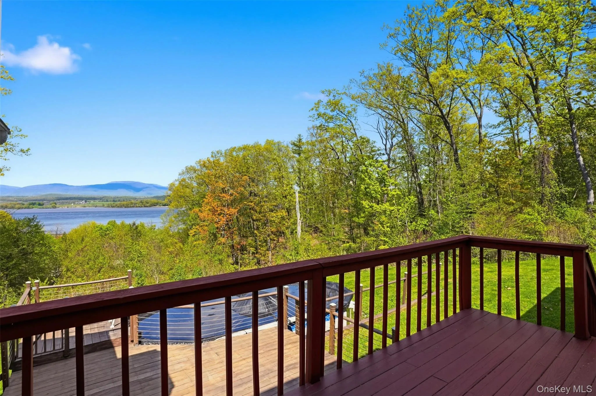 32 Sunset Circle, Germantown, NY, 5 Bedrooms Bedrooms, 10 Rooms Rooms,3 BathroomsBathrooms,Residential,For Rent,Sunset,0,1025502 32 Sunset Circle, Germantown, NY, 5 Bedrooms Bedrooms, 10 Rooms Rooms,3 BathroomsBathrooms,Residential,For Rent,Sunset,0,1025502