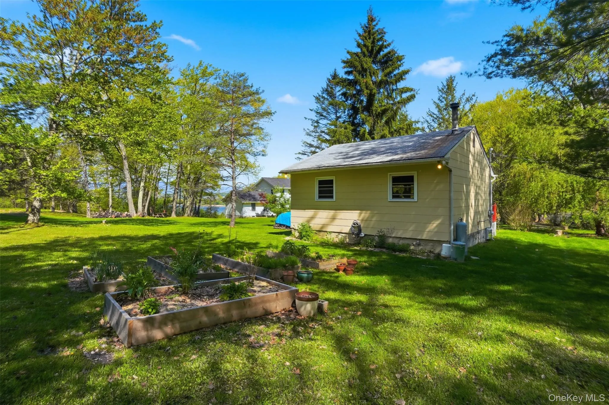 32 Sunset Circle, Germantown, NY, 5 Bedrooms Bedrooms, 10 Rooms Rooms,3 BathroomsBathrooms,Residential,For Rent,Sunset,0,1025502 32 Sunset Circle, Germantown, NY, 5 Bedrooms Bedrooms, 10 Rooms Rooms,3 BathroomsBathrooms,Residential,For Rent,Sunset,0,1025502