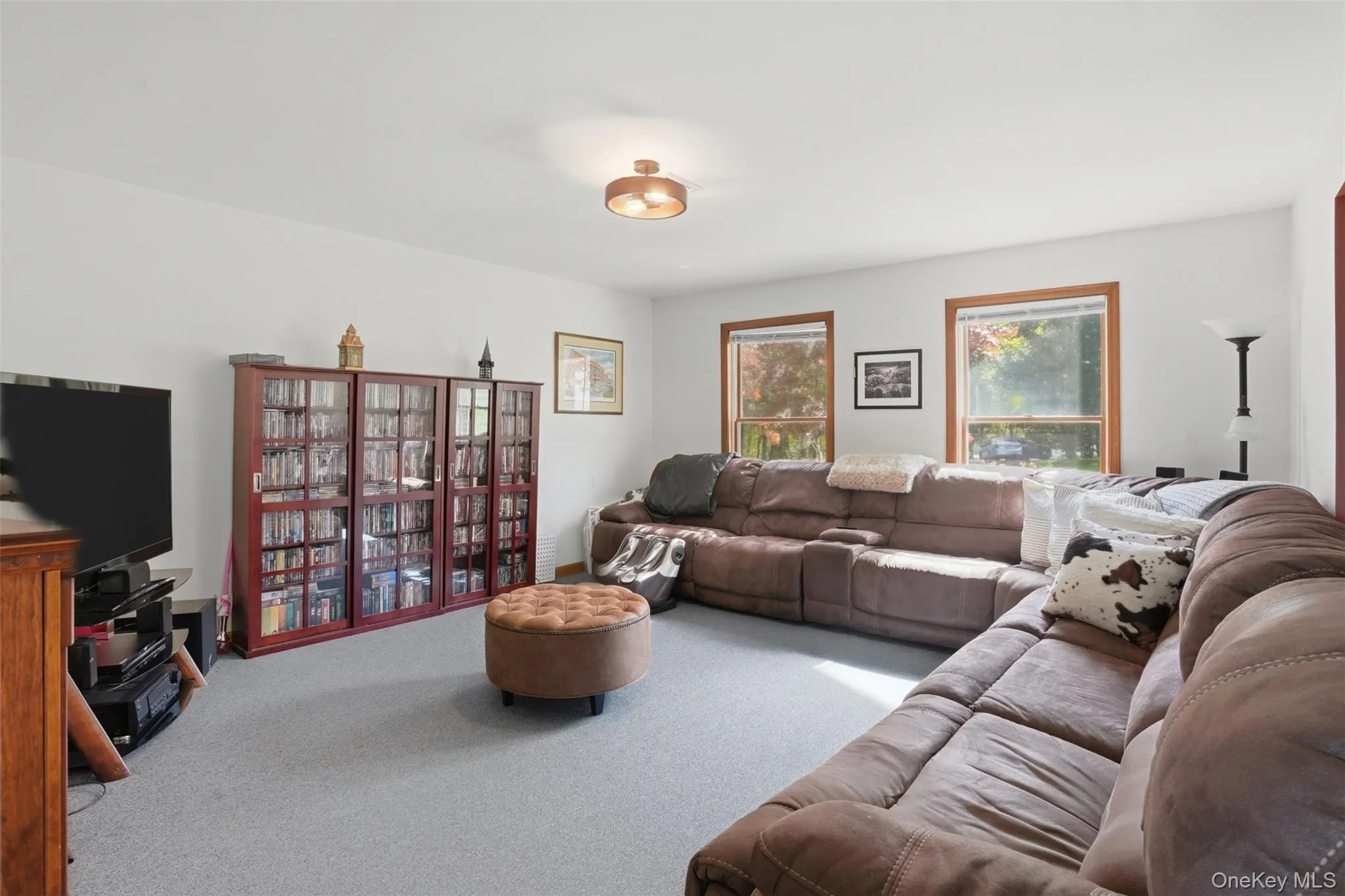 32 Sunset Circle, Germantown, NY, 5 Bedrooms Bedrooms, 10 Rooms Rooms,3 BathroomsBathrooms,Residential,For Rent,Sunset,0,1025502 32 Sunset Circle, Germantown, NY, 5 Bedrooms Bedrooms, 10 Rooms Rooms,3 BathroomsBathrooms,Residential,For Rent,Sunset,0,1025502