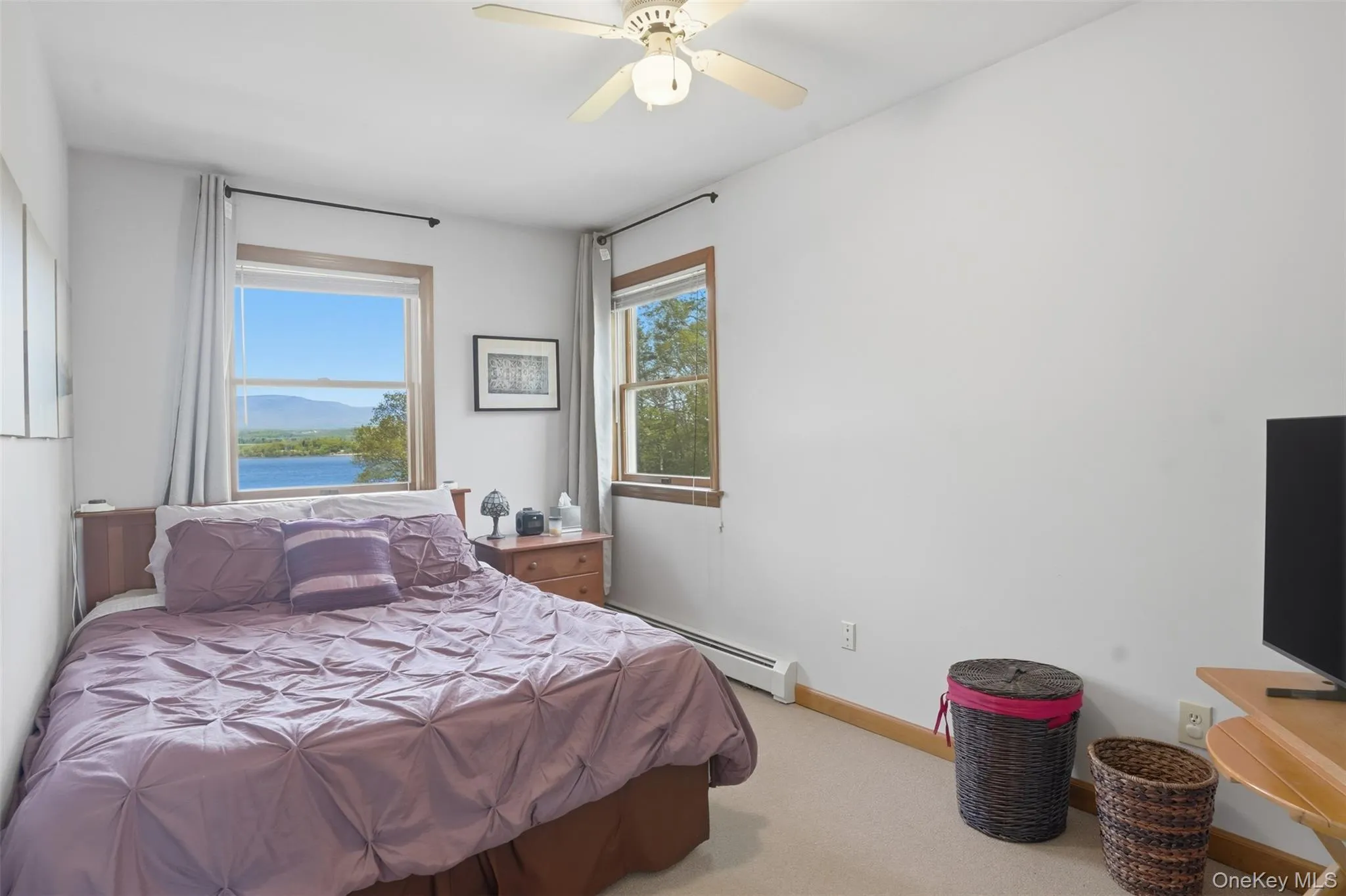 32 Sunset Circle, Germantown, NY, 5 Bedrooms Bedrooms, 10 Rooms Rooms,3 BathroomsBathrooms,Residential,For Rent,Sunset,0,1025502 32 Sunset Circle, Germantown, NY, 5 Bedrooms Bedrooms, 10 Rooms Rooms,3 BathroomsBathrooms,Residential,For Rent,Sunset,0,1025502