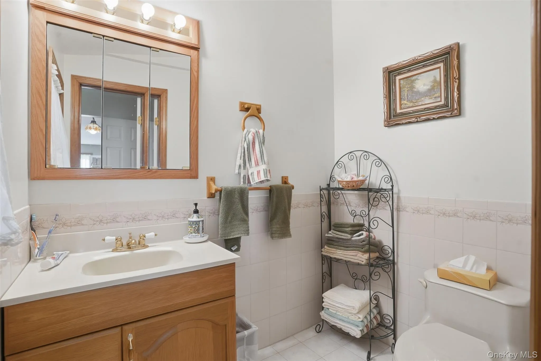 32 Sunset Circle, Germantown, NY, 5 Bedrooms Bedrooms, 10 Rooms Rooms,3 BathroomsBathrooms,Residential,For Rent,Sunset,0,1025502 32 Sunset Circle, Germantown, NY, 5 Bedrooms Bedrooms, 10 Rooms Rooms,3 BathroomsBathrooms,Residential,For Rent,Sunset,0,1025502