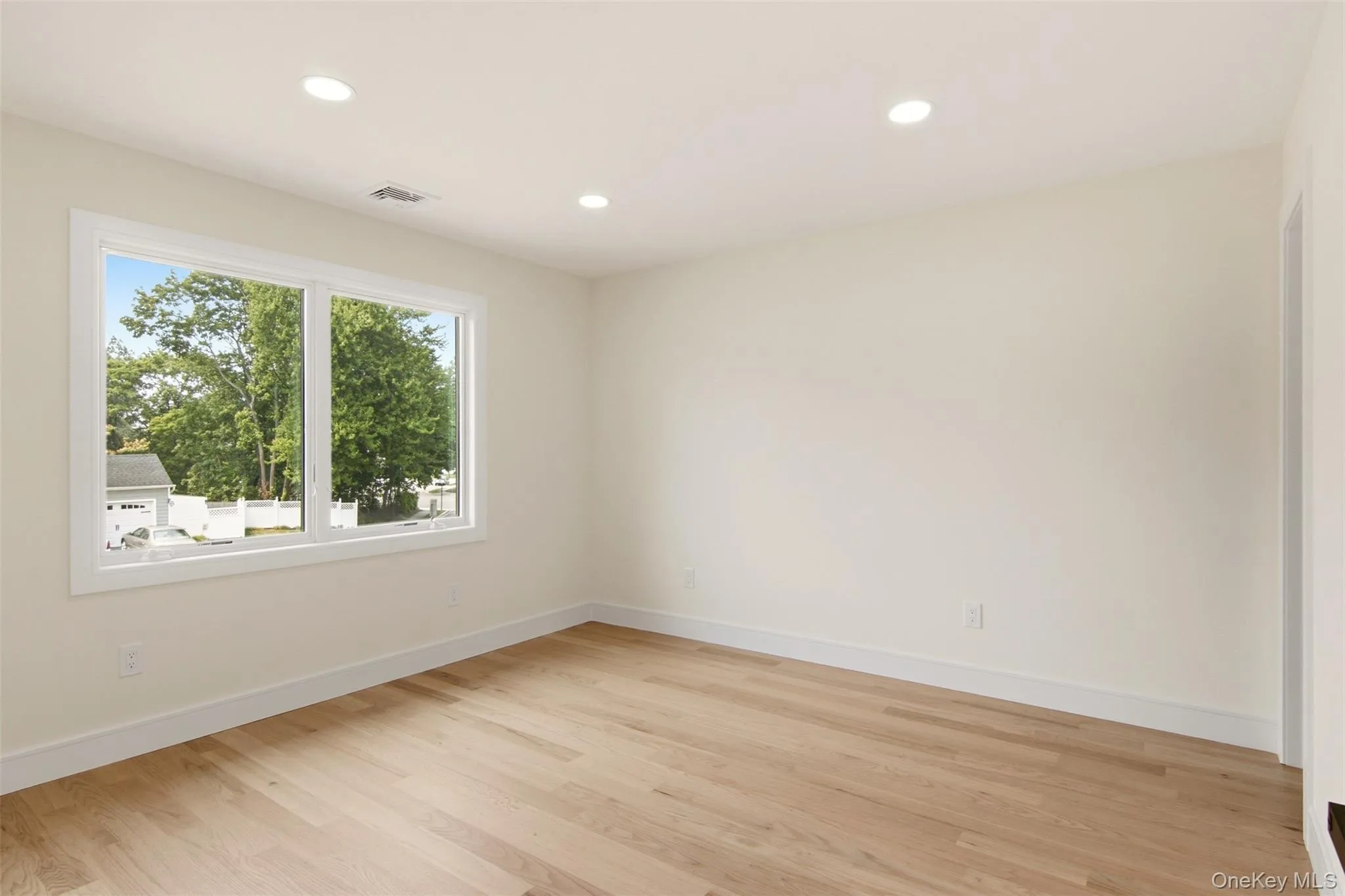 31 Underhill Avenue, Oyster Bay, NY, 5 Bedrooms Bedrooms, 9 Rooms Rooms,4 BathroomsBathrooms,Residential,For Rent,Underhill,0,1025506 31 Underhill Avenue, Oyster Bay, NY, 5 Bedrooms Bedrooms, 9 Rooms Rooms,4 BathroomsBathrooms,Residential,For Rent,Underhill,0,1025506