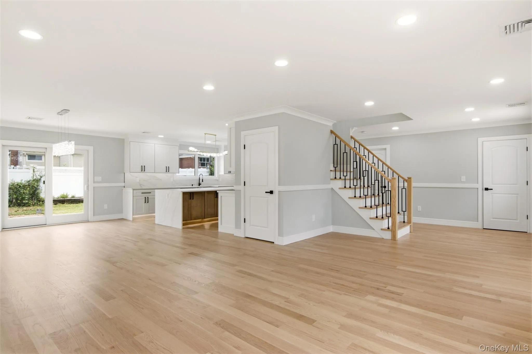 31 Underhill Avenue, Oyster Bay, NY, 5 Bedrooms Bedrooms, 9 Rooms Rooms,4 BathroomsBathrooms,Residential,For Rent,Underhill,0,1025506 31 Underhill Avenue, Oyster Bay, NY, 5 Bedrooms Bedrooms, 9 Rooms Rooms,4 BathroomsBathrooms,Residential,For Rent,Underhill,0,1025506