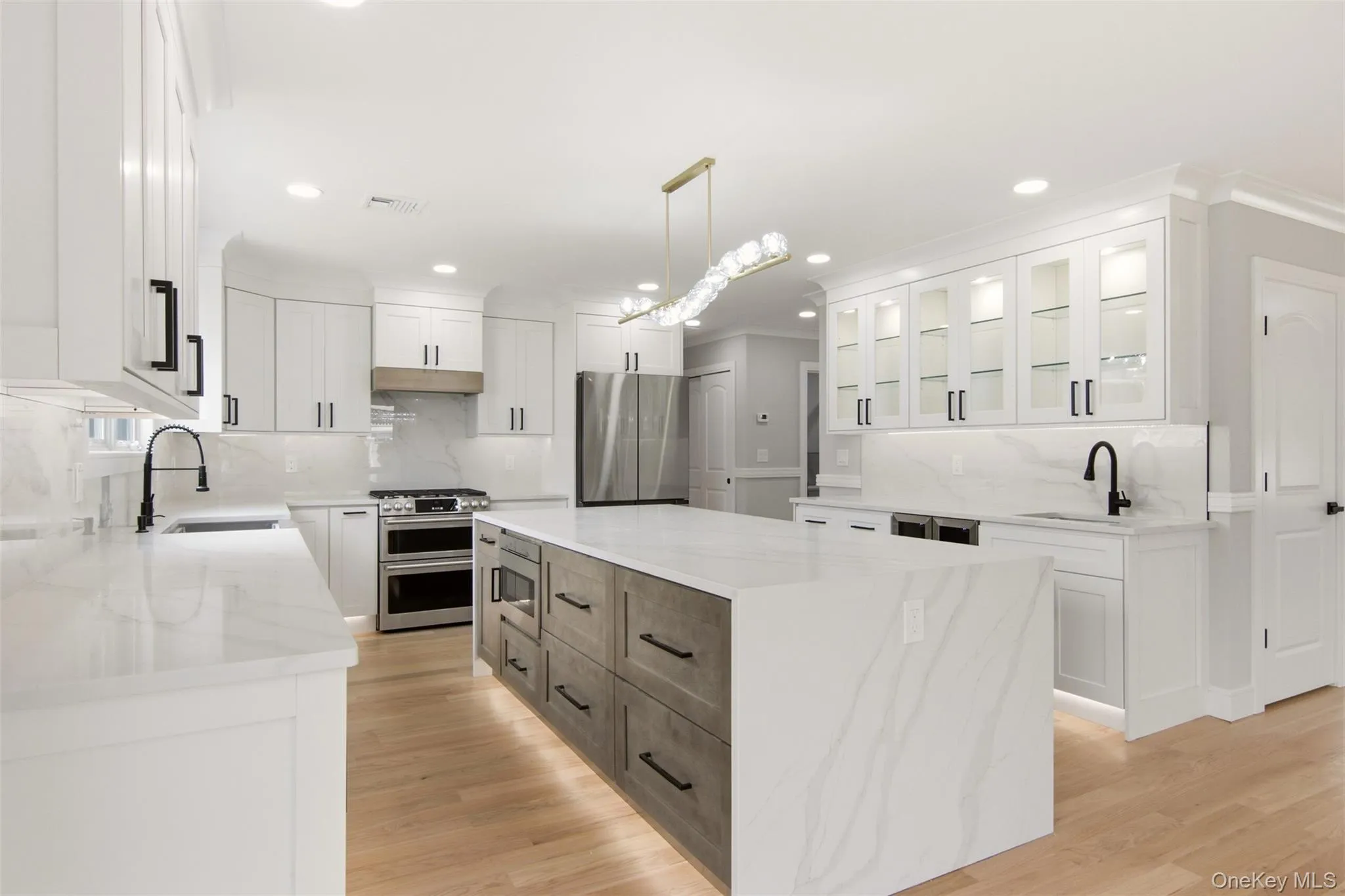 31 Underhill Avenue, Oyster Bay, NY, 5 Bedrooms Bedrooms, 9 Rooms Rooms,4 BathroomsBathrooms,Residential,For Rent,Underhill,0,1025506 31 Underhill Avenue, Oyster Bay, NY, 5 Bedrooms Bedrooms, 9 Rooms Rooms,4 BathroomsBathrooms,Residential,For Rent,Underhill,0,1025506