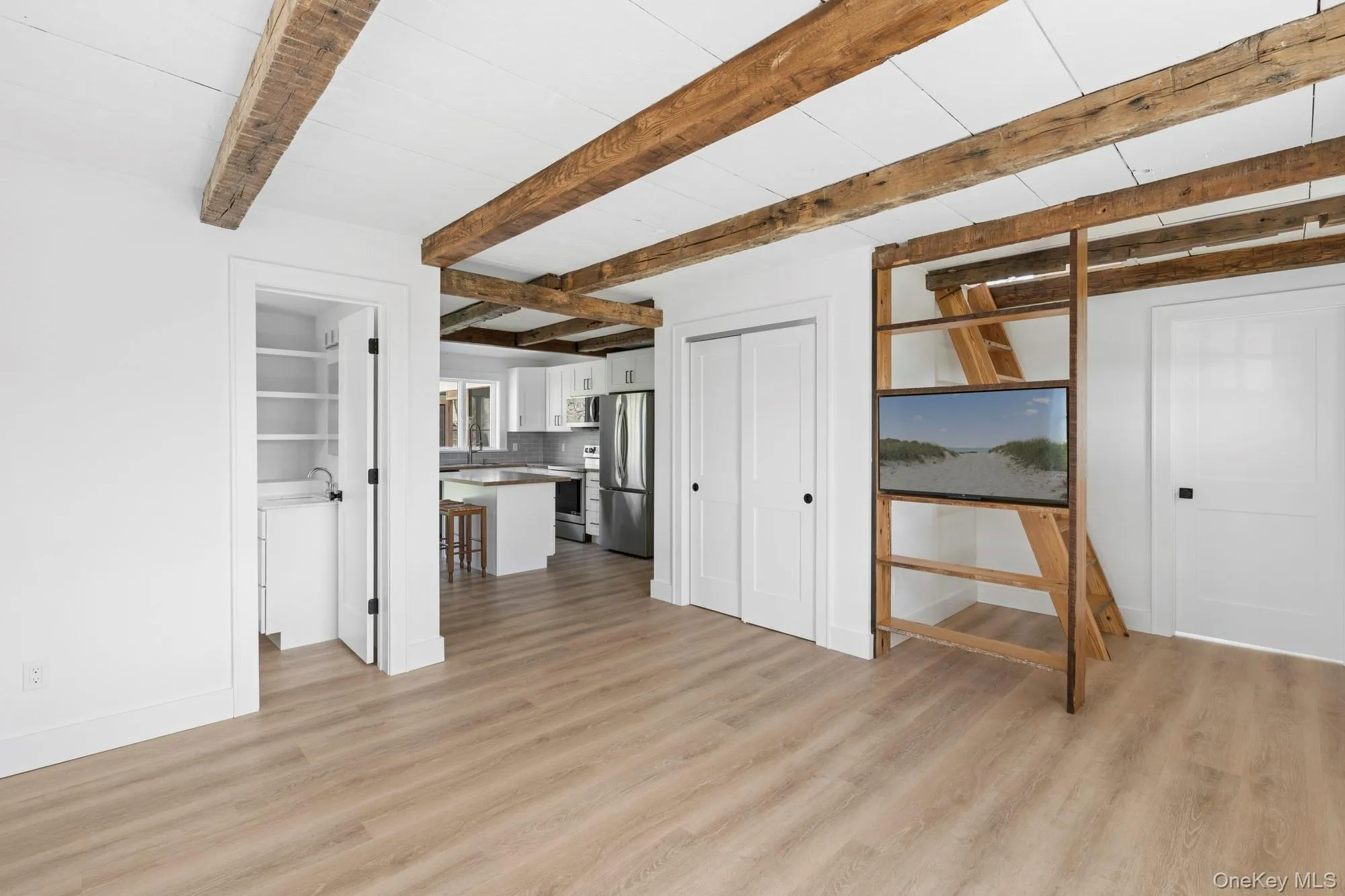 5075 Main Road, Southold, NY, 2 Bedrooms Bedrooms, 5 Rooms Rooms,2 BathroomsBathrooms,Residential Lease,For Rent,Main,0,1025512 5075 Main Road, Southold, NY, 2 Bedrooms Bedrooms, 5 Rooms Rooms,2 BathroomsBathrooms,Residential Lease,For Rent,Main,0,1025512