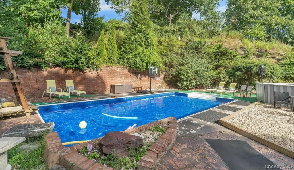 45 Wolden Road, Ossining, NY, 5 Bedrooms Bedrooms, 10 Rooms Rooms,4 BathroomsBathrooms,Residential Lease,For Rent,Wolden,0,1025513 45 Wolden Road, Ossining, NY, 5 Bedrooms Bedrooms, 10 Rooms Rooms,4 BathroomsBathrooms,Residential Lease,For Rent,Wolden,0,1025513