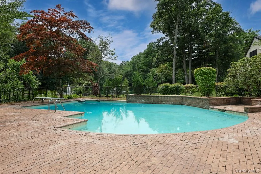 27 Windemere Way, Oyster Bay, NY, 5 Bedrooms Bedrooms, 10 Rooms Rooms,4 BathroomsBathrooms,Residential,For Rent,Windemere,0,1025514 27 Windemere Way, Oyster Bay, NY, 5 Bedrooms Bedrooms, 10 Rooms Rooms,4 BathroomsBathrooms,Residential,For Rent,Windemere,0,1025514