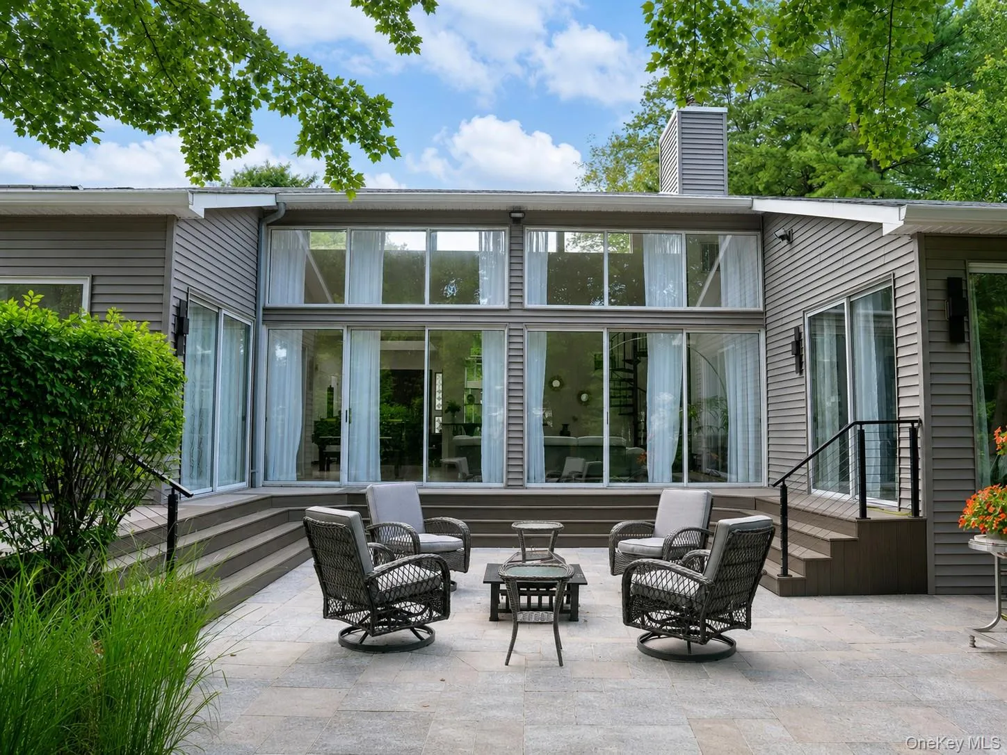 27 Windemere Way, Oyster Bay, NY, 5 Bedrooms Bedrooms, 10 Rooms Rooms,4 BathroomsBathrooms,Residential,For Rent,Windemere,0,1025514 27 Windemere Way, Oyster Bay, NY, 5 Bedrooms Bedrooms, 10 Rooms Rooms,4 BathroomsBathrooms,Residential,For Rent,Windemere,0,1025514