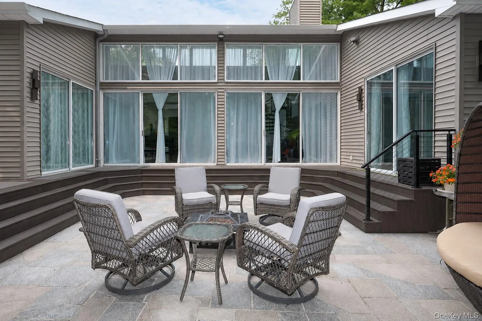 27 Windemere Way, Oyster Bay, NY, 5 Bedrooms Bedrooms, 10 Rooms Rooms,4 BathroomsBathrooms,Residential,For Rent,Windemere,0,1025514 27 Windemere Way, Oyster Bay, NY, 5 Bedrooms Bedrooms, 10 Rooms Rooms,4 BathroomsBathrooms,Residential,For Rent,Windemere,0,1025514