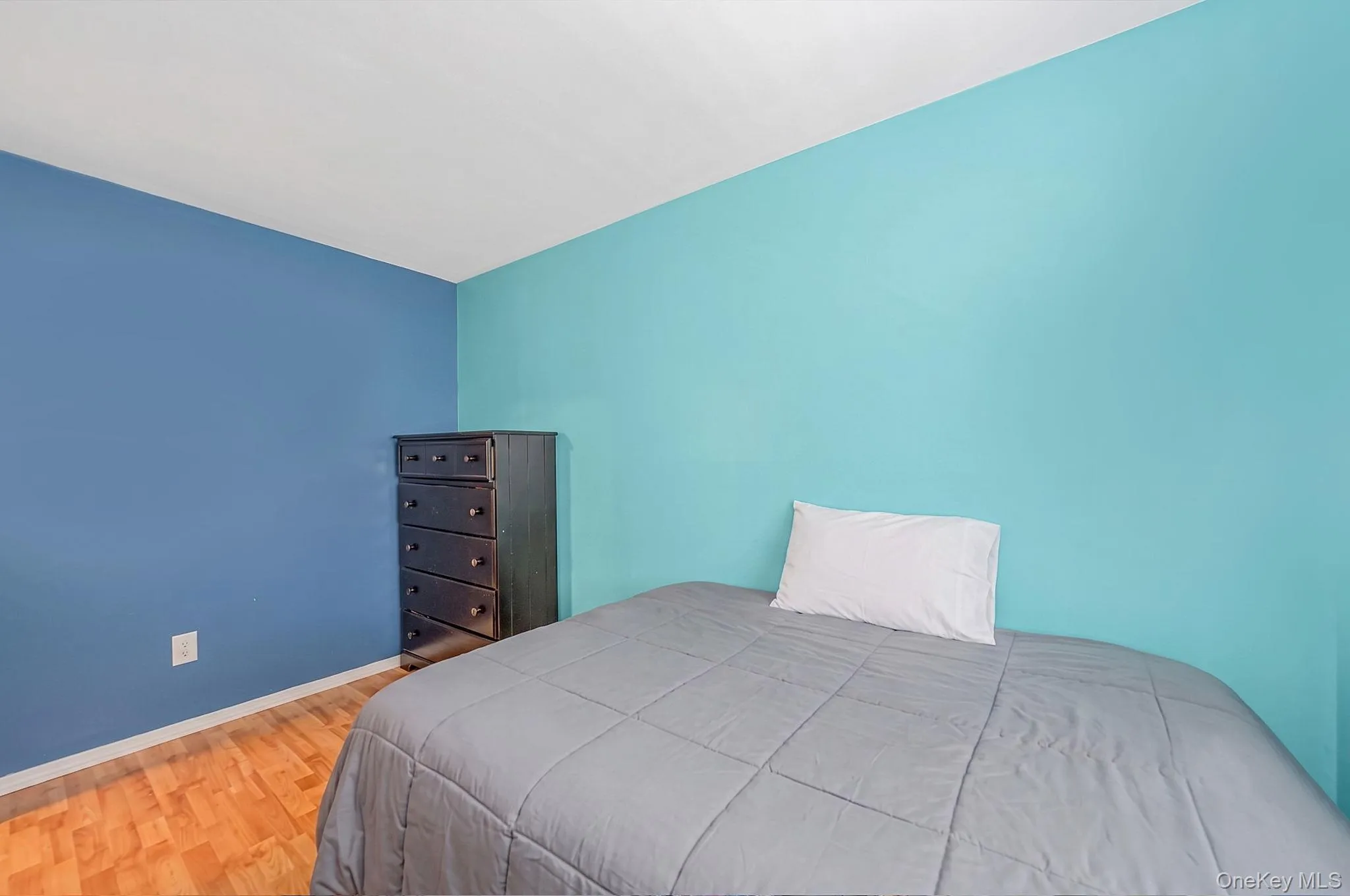 38 1st Street, Islip, NY, 3 Bedrooms Bedrooms, 5 Rooms Rooms,1 BathroomBathrooms,Residential,For Rent,1st,0,1025515 38 1st Street, Islip, NY, 3 Bedrooms Bedrooms, 5 Rooms Rooms,1 BathroomBathrooms,Residential,For Rent,1st,0,1025515