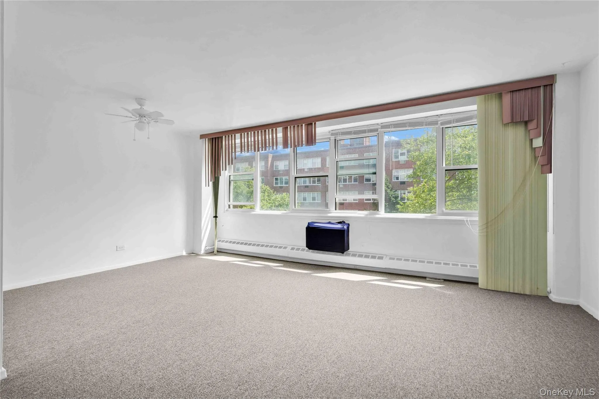 164-20 Highland Avenue, New York, NY, 1 Room Rooms,1 BathroomBathrooms,Residential,For Rent,Highland,0,1025521 164-20 Highland Avenue, New York, NY, 1 Room Rooms,1 BathroomBathrooms,Residential,For Rent,Highland,0,1025521
