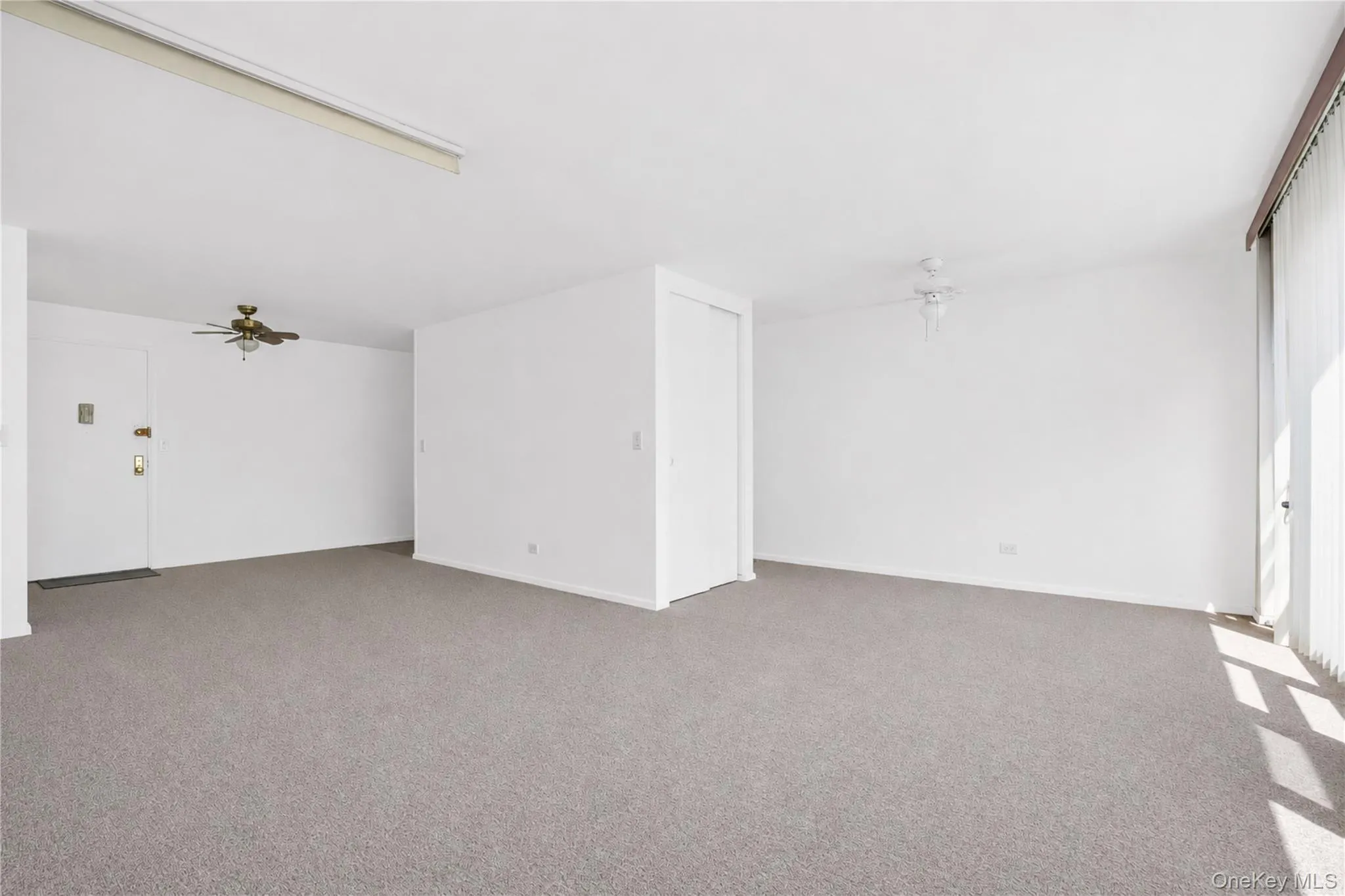 164-20 Highland Avenue, New York, NY, 1 Room Rooms,1 BathroomBathrooms,Residential,For Rent,Highland,0,1025521 164-20 Highland Avenue, New York, NY, 1 Room Rooms,1 BathroomBathrooms,Residential,For Rent,Highland,0,1025521