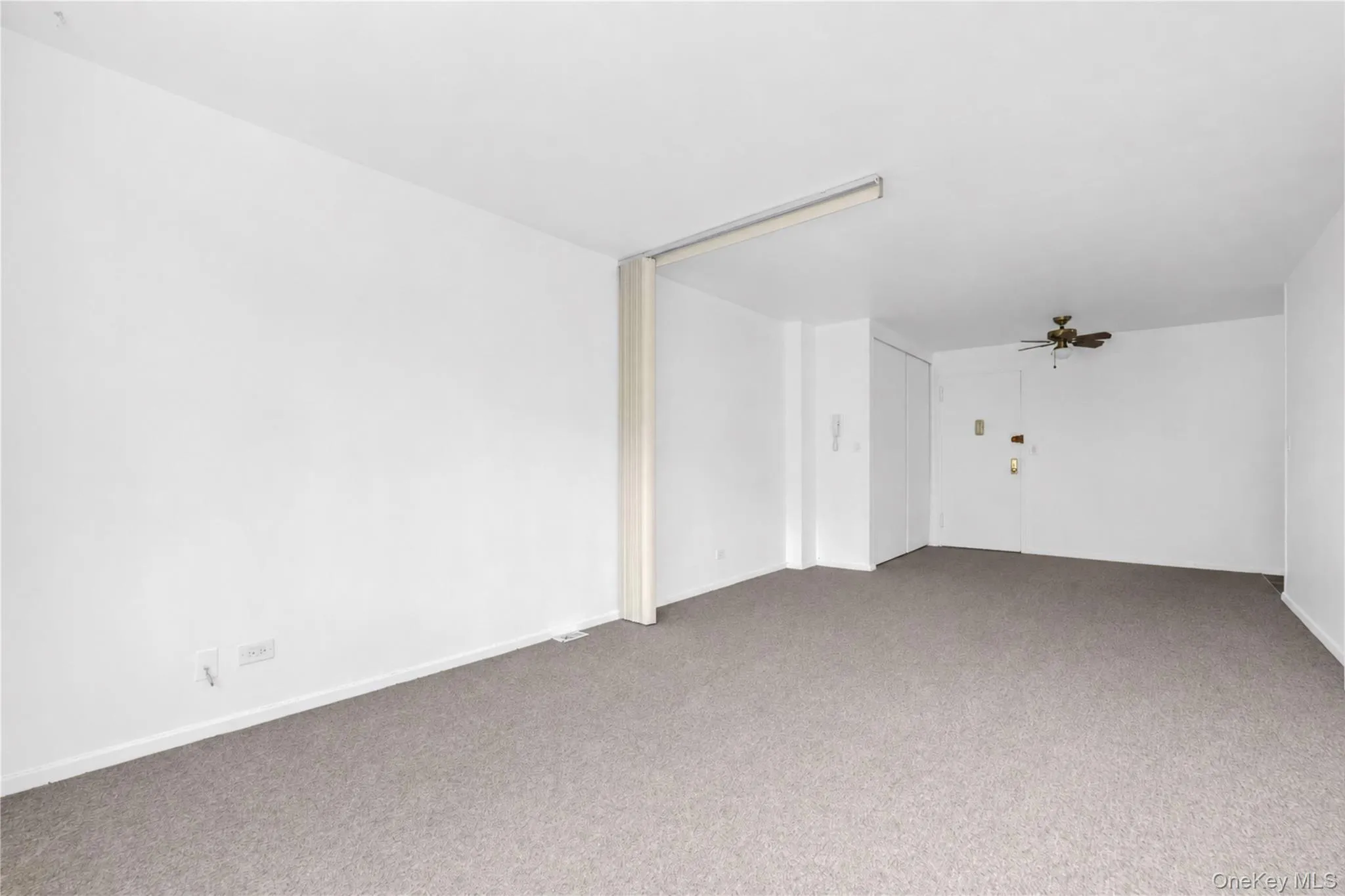 164-20 Highland Avenue, New York, NY, 1 Room Rooms,1 BathroomBathrooms,Residential,For Rent,Highland,0,1025521 164-20 Highland Avenue, New York, NY, 1 Room Rooms,1 BathroomBathrooms,Residential,For Rent,Highland,0,1025521