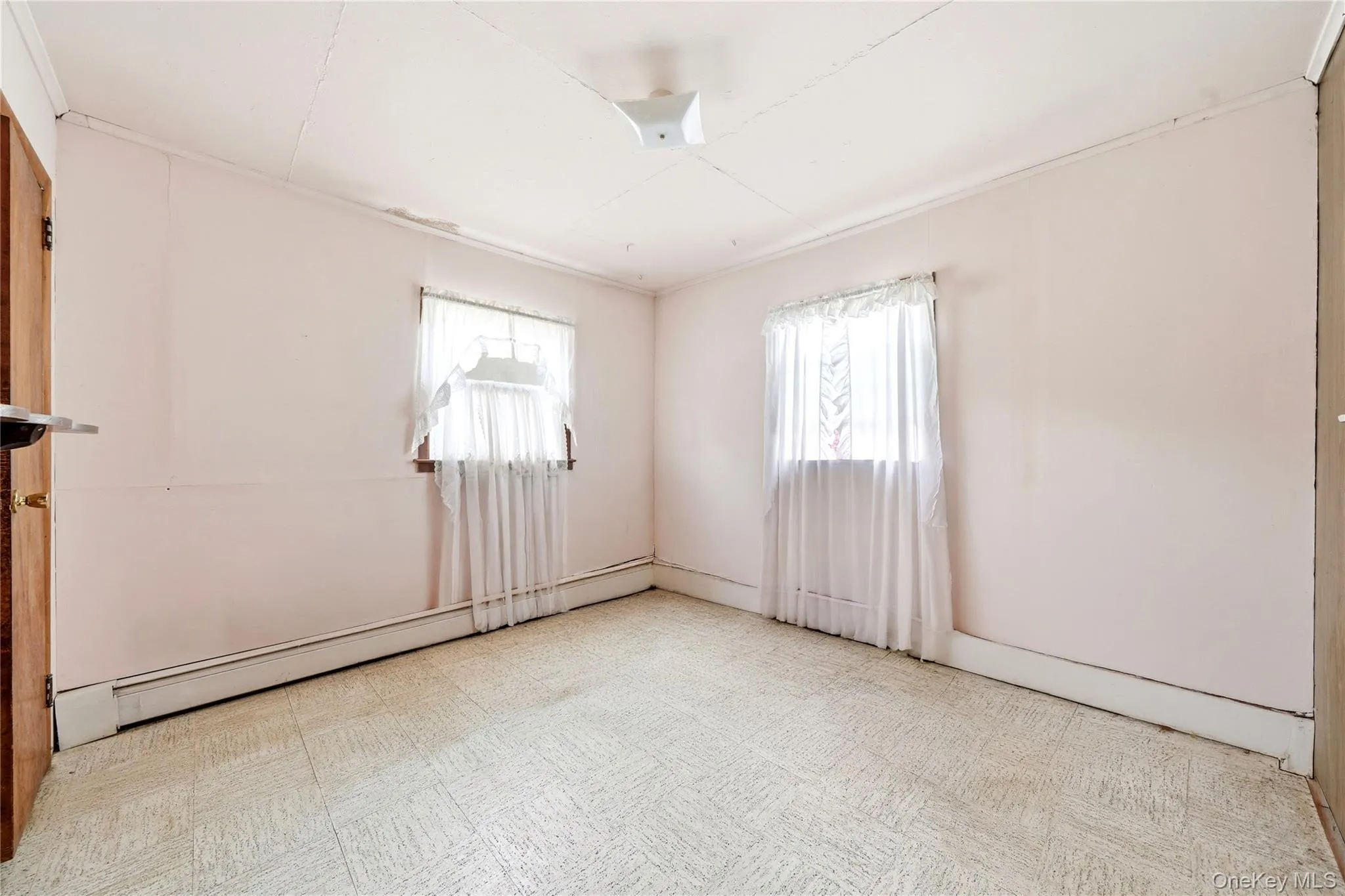 235 7th Street, Babylon, NY, 3 Bedrooms Bedrooms, 6 Rooms Rooms,1 BathroomBathrooms,Residential,For Rent,7th,0,1025522 235 7th Street, Babylon, NY, 3 Bedrooms Bedrooms, 6 Rooms Rooms,1 BathroomBathrooms,Residential,For Rent,7th,0,1025522