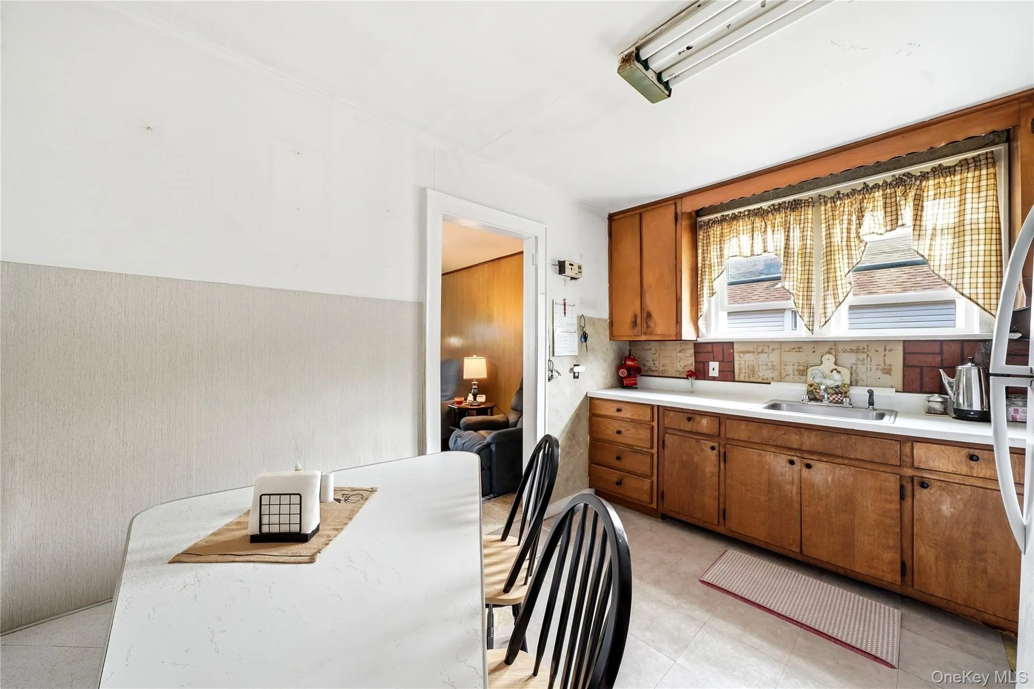 235 7th Street, Babylon, NY, 3 Bedrooms Bedrooms, 6 Rooms Rooms,1 BathroomBathrooms,Residential,For Rent,7th,0,1025522 235 7th Street, Babylon, NY, 3 Bedrooms Bedrooms, 6 Rooms Rooms,1 BathroomBathrooms,Residential,For Rent,7th,0,1025522