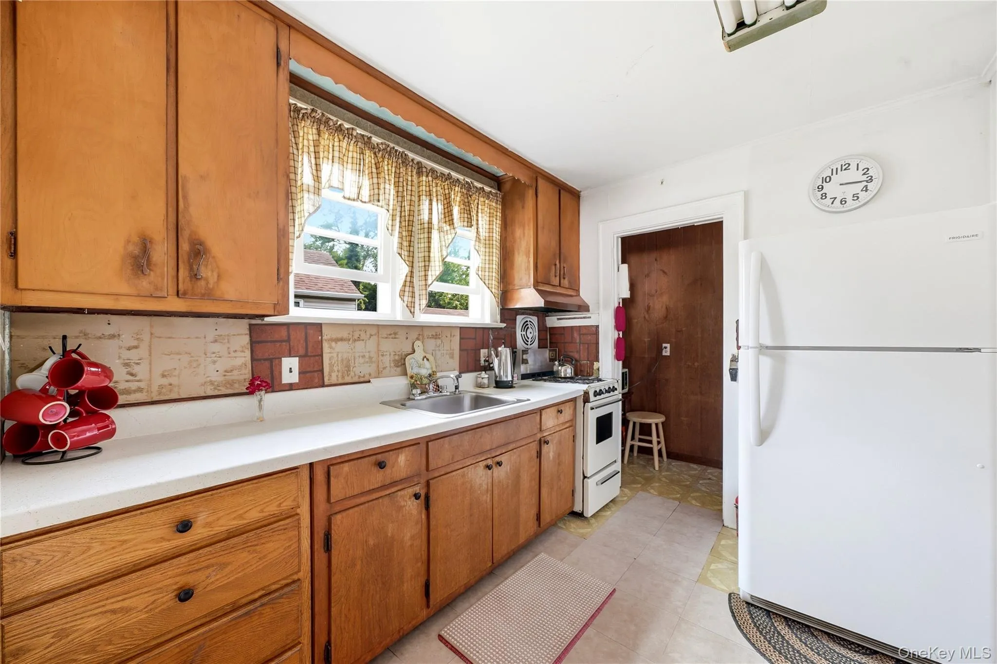 235 7th Street, Babylon, NY, 3 Bedrooms Bedrooms, 6 Rooms Rooms,1 BathroomBathrooms,Residential,For Rent,7th,0,1025522 235 7th Street, Babylon, NY, 3 Bedrooms Bedrooms, 6 Rooms Rooms,1 BathroomBathrooms,Residential,For Rent,7th,0,1025522