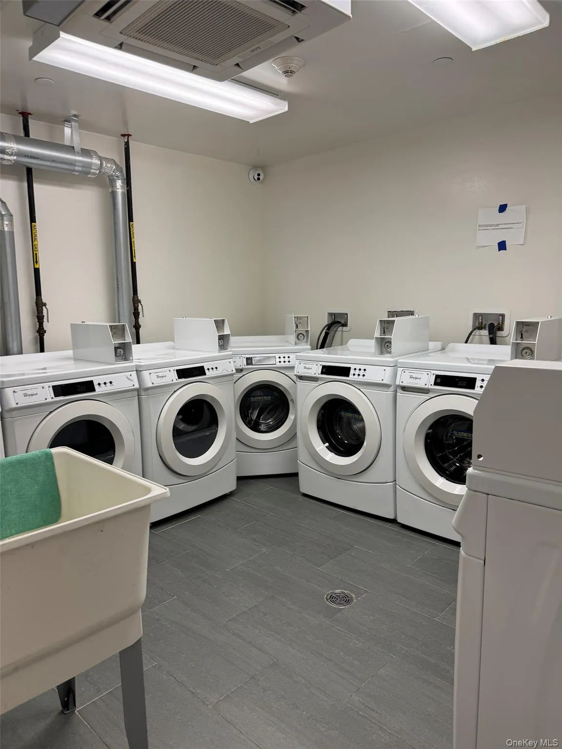 14438 35th Avenue, New York, NY, 1 Bedroom Bedrooms, 3 Rooms Rooms,1 BathroomBathrooms,Residential,For Rent,35th,0,1025528 14438 35th Avenue, New York, NY, 1 Bedroom Bedrooms, 3 Rooms Rooms,1 BathroomBathrooms,Residential,For Rent,35th,0,1025528