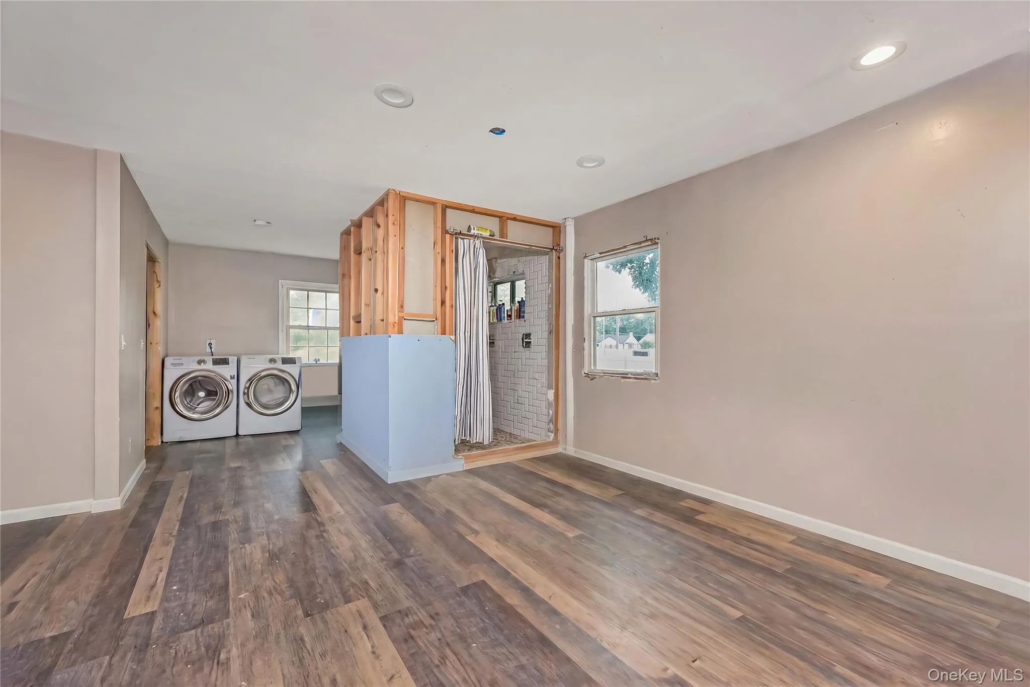 516 Shade Street, Babylon, NY, 3 Bedrooms Bedrooms, 5 Rooms Rooms,1 BathroomBathrooms,Residential,For Rent,Shade,0,1025530 516 Shade Street, Babylon, NY, 3 Bedrooms Bedrooms, 5 Rooms Rooms,1 BathroomBathrooms,Residential,For Rent,Shade,0,1025530