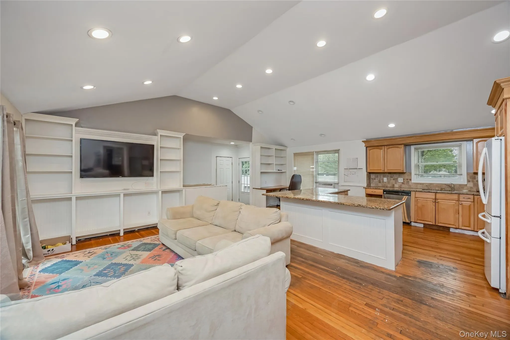 516 Shade Street, Babylon, NY, 3 Bedrooms Bedrooms, 5 Rooms Rooms,1 BathroomBathrooms,Residential,For Rent,Shade,0,1025530 516 Shade Street, Babylon, NY, 3 Bedrooms Bedrooms, 5 Rooms Rooms,1 BathroomBathrooms,Residential,For Rent,Shade,0,1025530