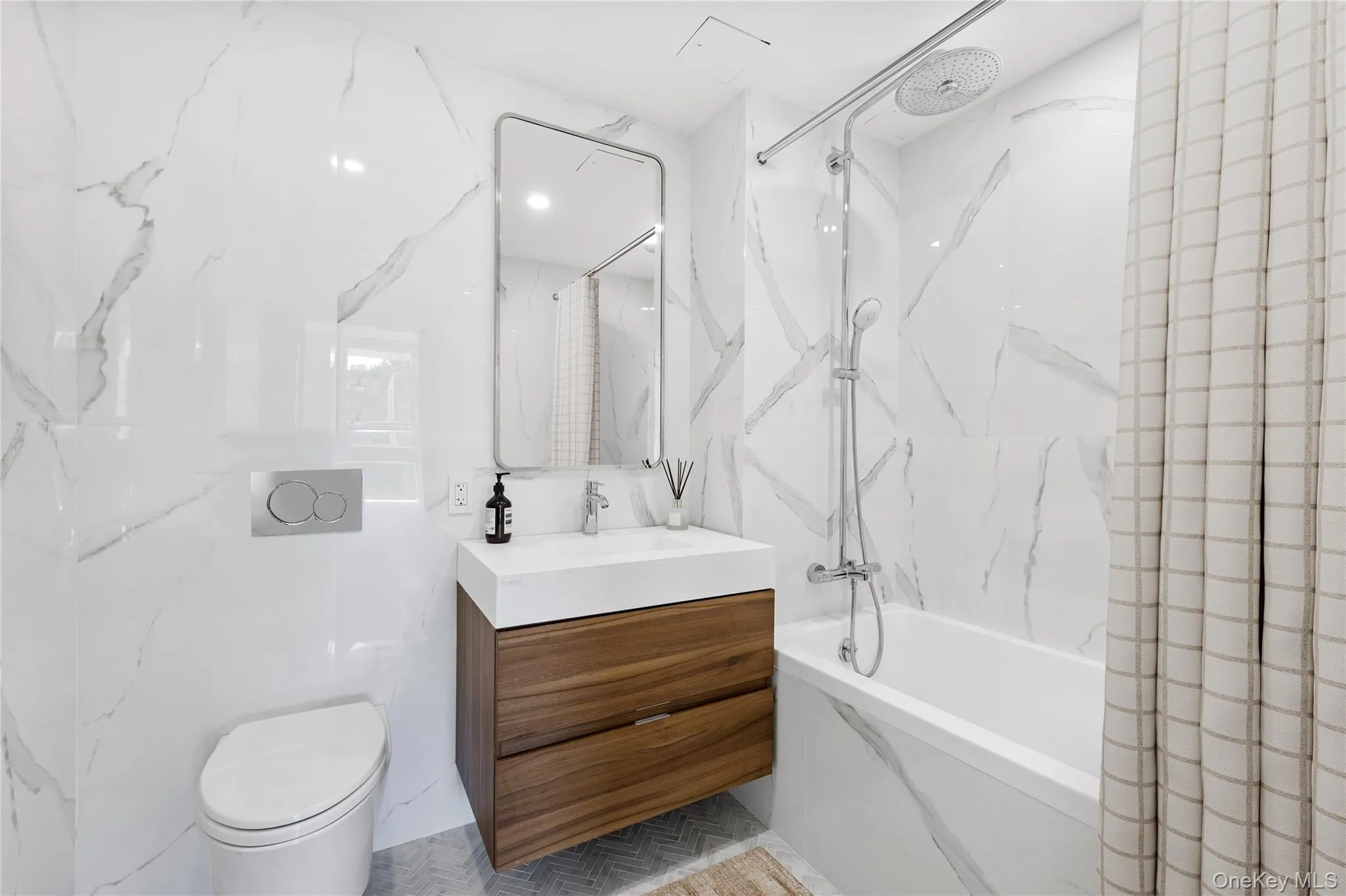 78-29 Austin, New York, NY, 2 Bedrooms Bedrooms, 4 Rooms Rooms,2 BathroomsBathrooms,Residential,For Rent,Austin,0,1025532 78-29 Austin, New York, NY, 2 Bedrooms Bedrooms, 4 Rooms Rooms,2 BathroomsBathrooms,Residential,For Rent,Austin,0,1025532