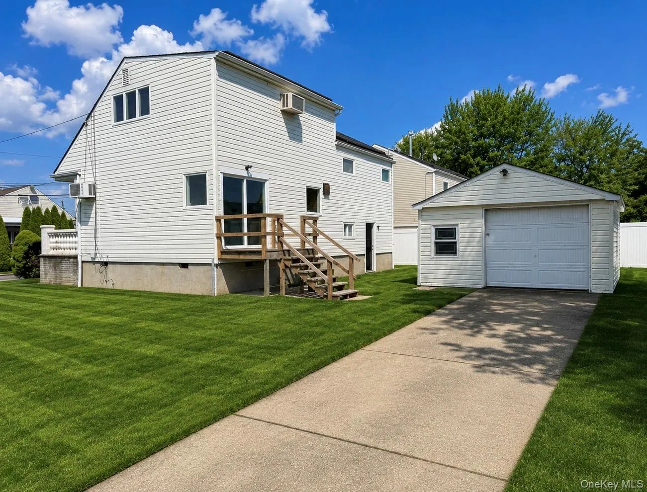 49 Noble Street, Babylon, NY, 3 Bedrooms Bedrooms, 7 Rooms Rooms,2 BathroomsBathrooms,Residential,For Rent,Noble,0,1025541 49 Noble Street, Babylon, NY, 3 Bedrooms Bedrooms, 7 Rooms Rooms,2 BathroomsBathrooms,Residential,For Rent,Noble,0,1025541