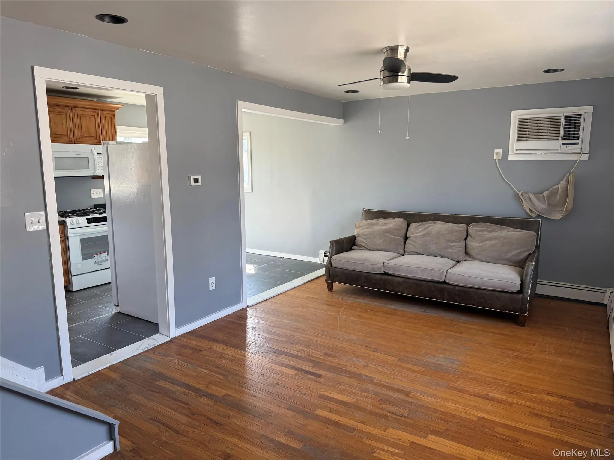 49 Noble Street, Babylon, NY, 3 Bedrooms Bedrooms, 7 Rooms Rooms,2 BathroomsBathrooms,Residential,For Rent,Noble,0,1025541 49 Noble Street, Babylon, NY, 3 Bedrooms Bedrooms, 7 Rooms Rooms,2 BathroomsBathrooms,Residential,For Rent,Noble,0,1025541