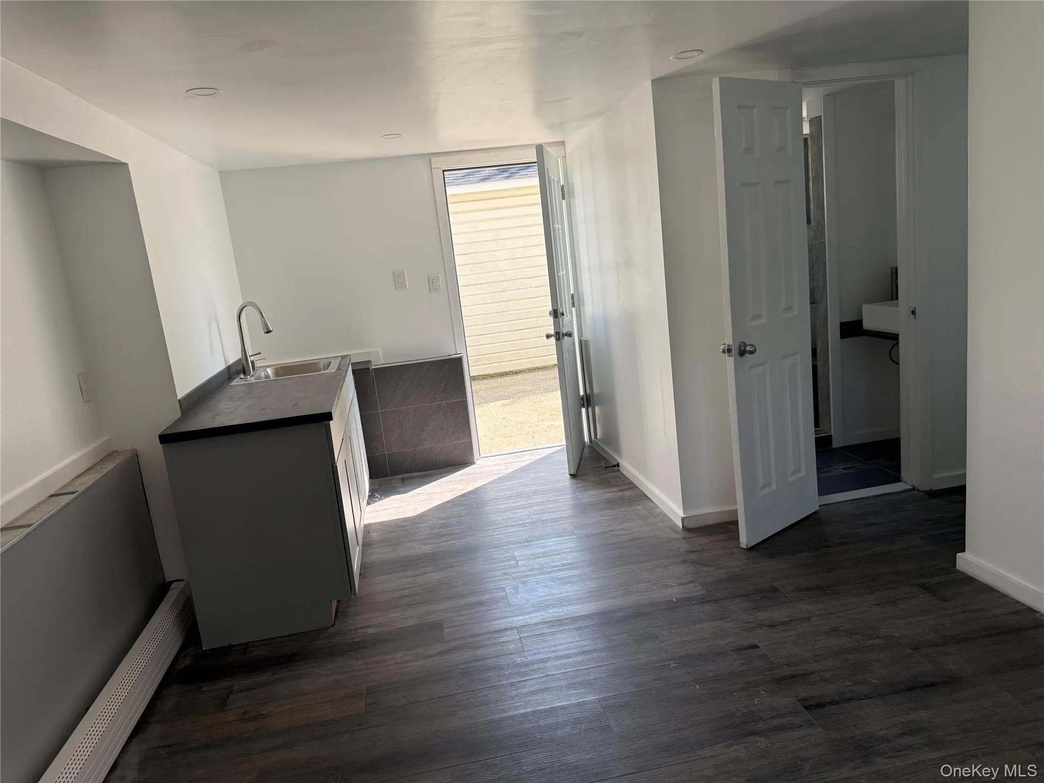 49 Noble Street, Babylon, NY, 3 Bedrooms Bedrooms, 7 Rooms Rooms,2 BathroomsBathrooms,Residential,For Rent,Noble,0,1025541 49 Noble Street, Babylon, NY, 3 Bedrooms Bedrooms, 7 Rooms Rooms,2 BathroomsBathrooms,Residential,For Rent,Noble,0,1025541