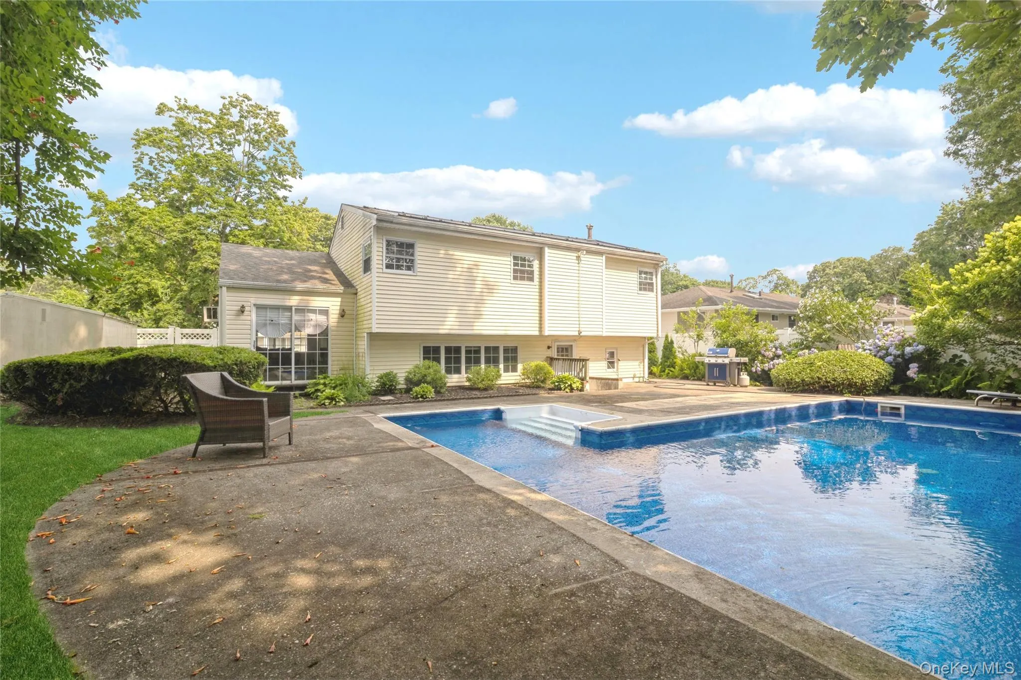 12 Larry Road, Brookhaven, NY, 3 Bedrooms Bedrooms, 8 Rooms Rooms,2 BathroomsBathrooms,Residential,For Rent,Larry,0,1025544 12 Larry Road, Brookhaven, NY, 3 Bedrooms Bedrooms, 8 Rooms Rooms,2 BathroomsBathrooms,Residential,For Rent,Larry,0,1025544