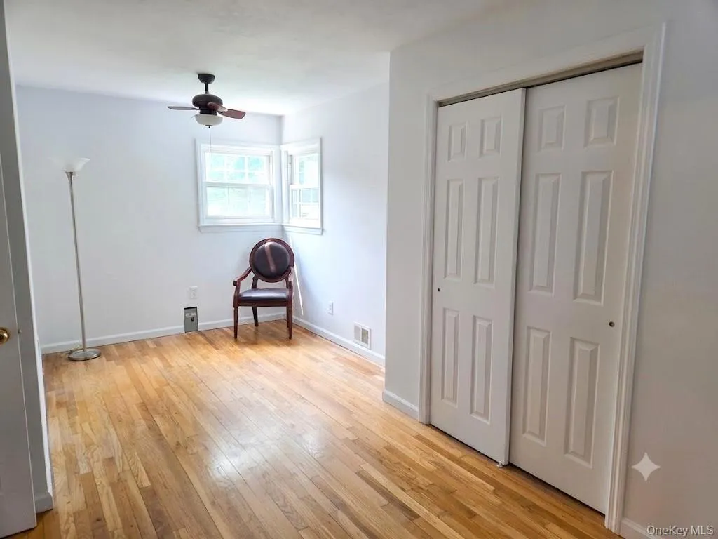 12 Larry Road, Brookhaven, NY, 3 Bedrooms Bedrooms, 8 Rooms Rooms,2 BathroomsBathrooms,Residential,For Rent,Larry,0,1025544 12 Larry Road, Brookhaven, NY, 3 Bedrooms Bedrooms, 8 Rooms Rooms,2 BathroomsBathrooms,Residential,For Rent,Larry,0,1025544