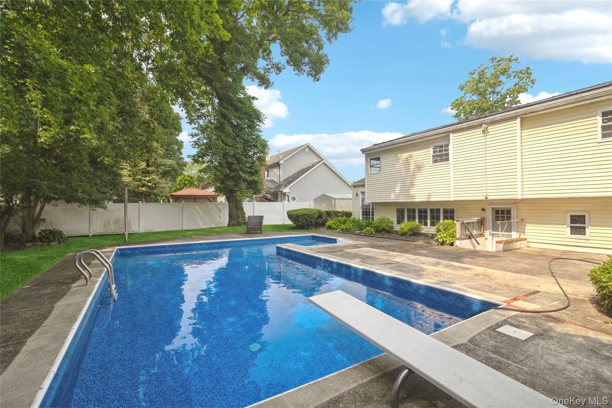 12 Larry Road, Brookhaven, NY, 3 Bedrooms Bedrooms, 8 Rooms Rooms,2 BathroomsBathrooms,Residential,For Rent,Larry,0,1025544 12 Larry Road, Brookhaven, NY, 3 Bedrooms Bedrooms, 8 Rooms Rooms,2 BathroomsBathrooms,Residential,For Rent,Larry,0,1025544