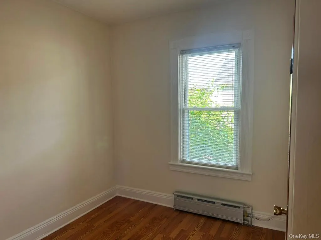 121-07 97th Avenue, New York, NY, 2 Bedrooms Bedrooms, 6 Rooms Rooms,1 BathroomBathrooms,Residential Lease,For Rent,97th,0,1025546 121-07 97th Avenue, New York, NY, 2 Bedrooms Bedrooms, 6 Rooms Rooms,1 BathroomBathrooms,Residential Lease,For Rent,97th,0,1025546