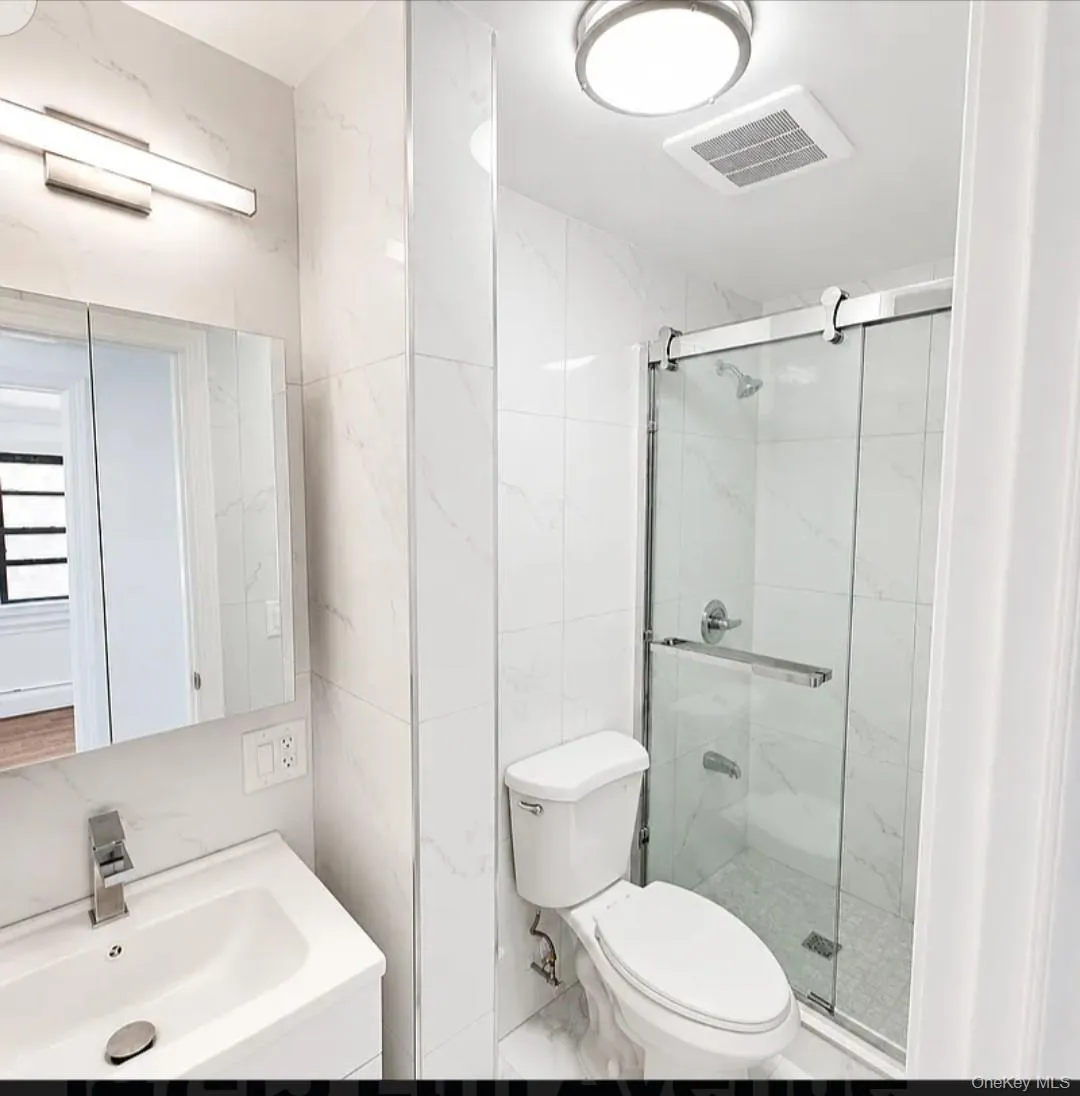14715 Elm Avenue, New York, NY, 3 Bedrooms Bedrooms, 6 Rooms Rooms,2 BathroomsBathrooms,Residential Lease,For Rent,Elm,0,1025549 14715 Elm Avenue, New York, NY, 3 Bedrooms Bedrooms, 6 Rooms Rooms,2 BathroomsBathrooms,Residential Lease,For Rent,Elm,0,1025549