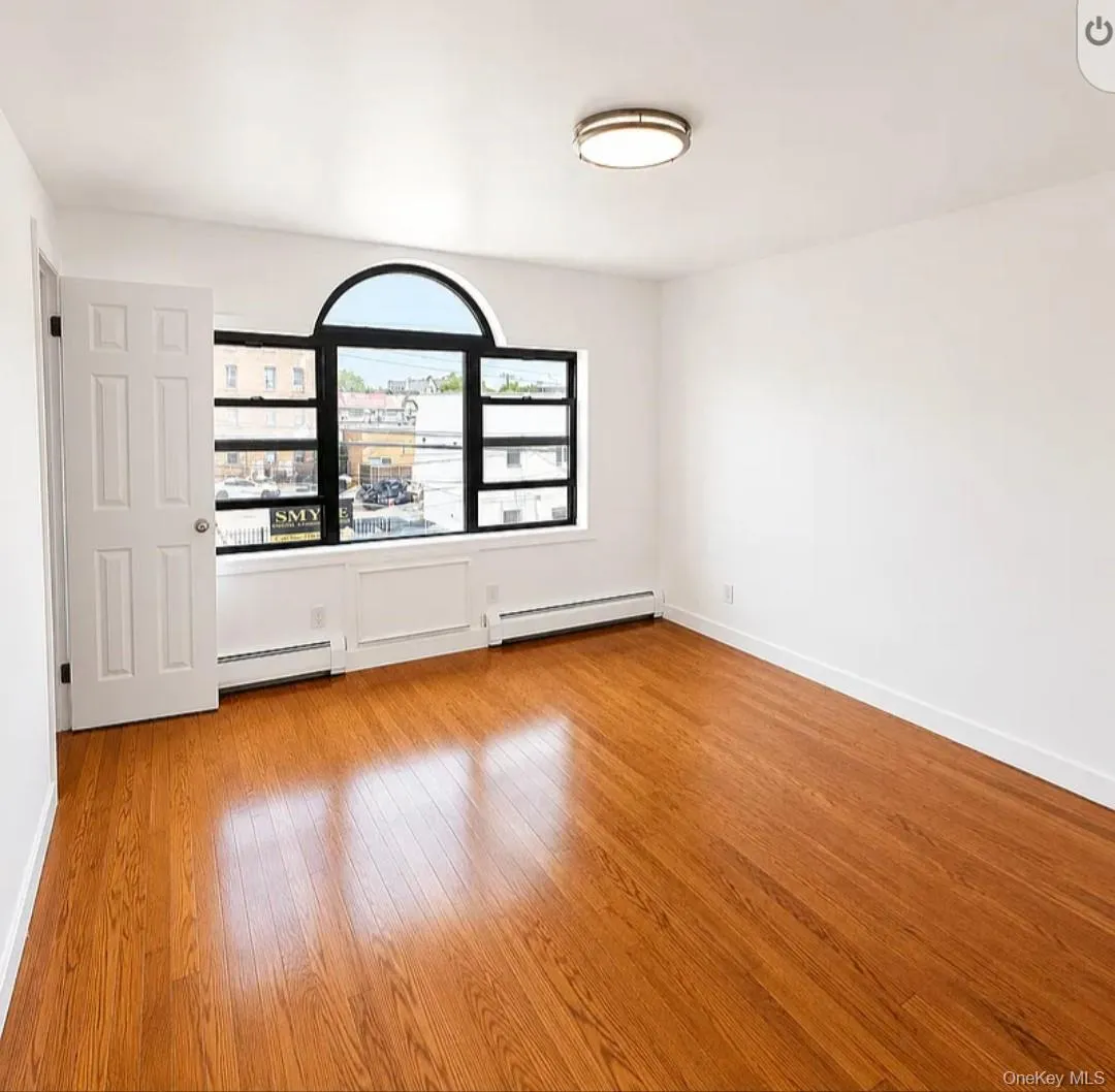 14715 Elm Avenue, New York, NY, 3 Bedrooms Bedrooms, 6 Rooms Rooms,2 BathroomsBathrooms,Residential Lease,For Rent,Elm,0,1025549 14715 Elm Avenue, New York, NY, 3 Bedrooms Bedrooms, 6 Rooms Rooms,2 BathroomsBathrooms,Residential Lease,For Rent,Elm,0,1025549