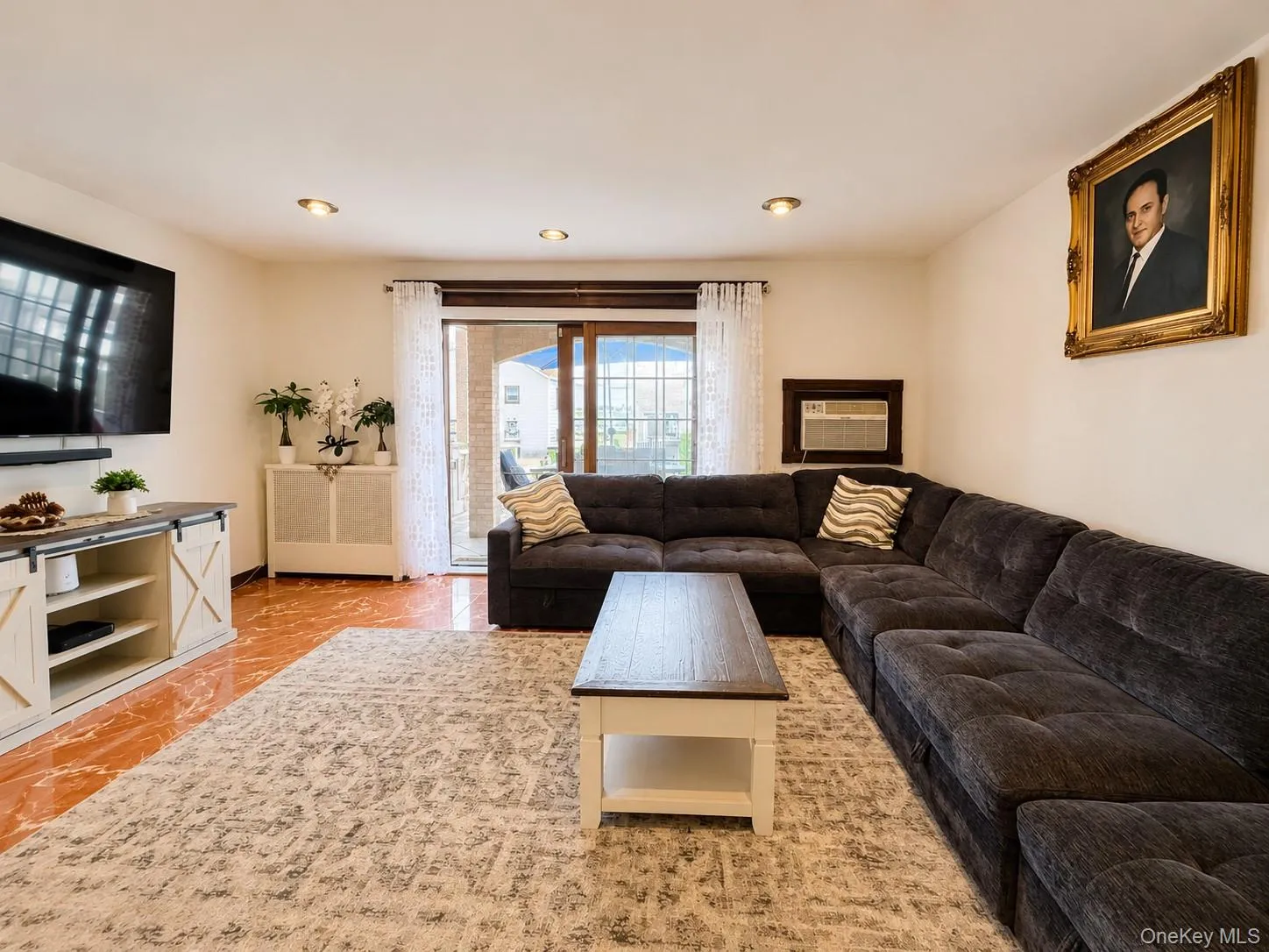 1626 Bayview Avenue, New York, NY, 4 Bedrooms Bedrooms, 10 Rooms Rooms,2 BathroomsBathrooms,Residential,For Rent,Bayview,0,1025553 1626 Bayview Avenue, New York, NY, 4 Bedrooms Bedrooms, 10 Rooms Rooms,2 BathroomsBathrooms,Residential,For Rent,Bayview,0,1025553
