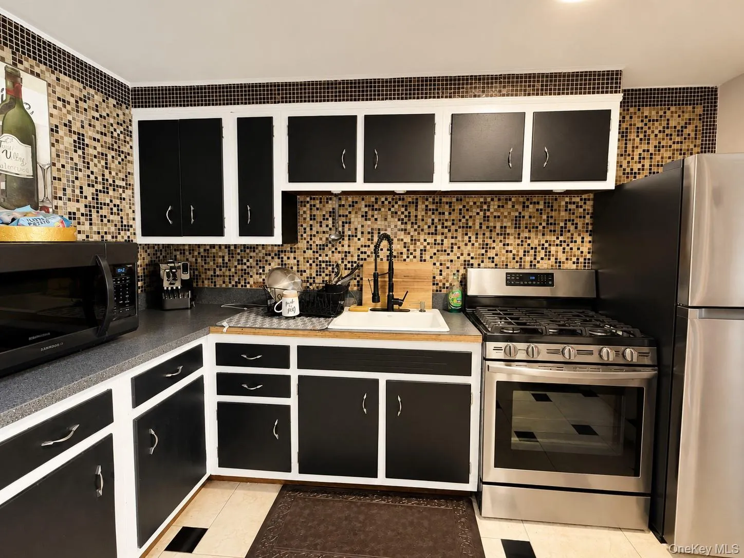 1626 Bayview Avenue, New York, NY, 4 Bedrooms Bedrooms, 10 Rooms Rooms,2 BathroomsBathrooms,Residential,For Rent,Bayview,0,1025553 1626 Bayview Avenue, New York, NY, 4 Bedrooms Bedrooms, 10 Rooms Rooms,2 BathroomsBathrooms,Residential,For Rent,Bayview,0,1025553
